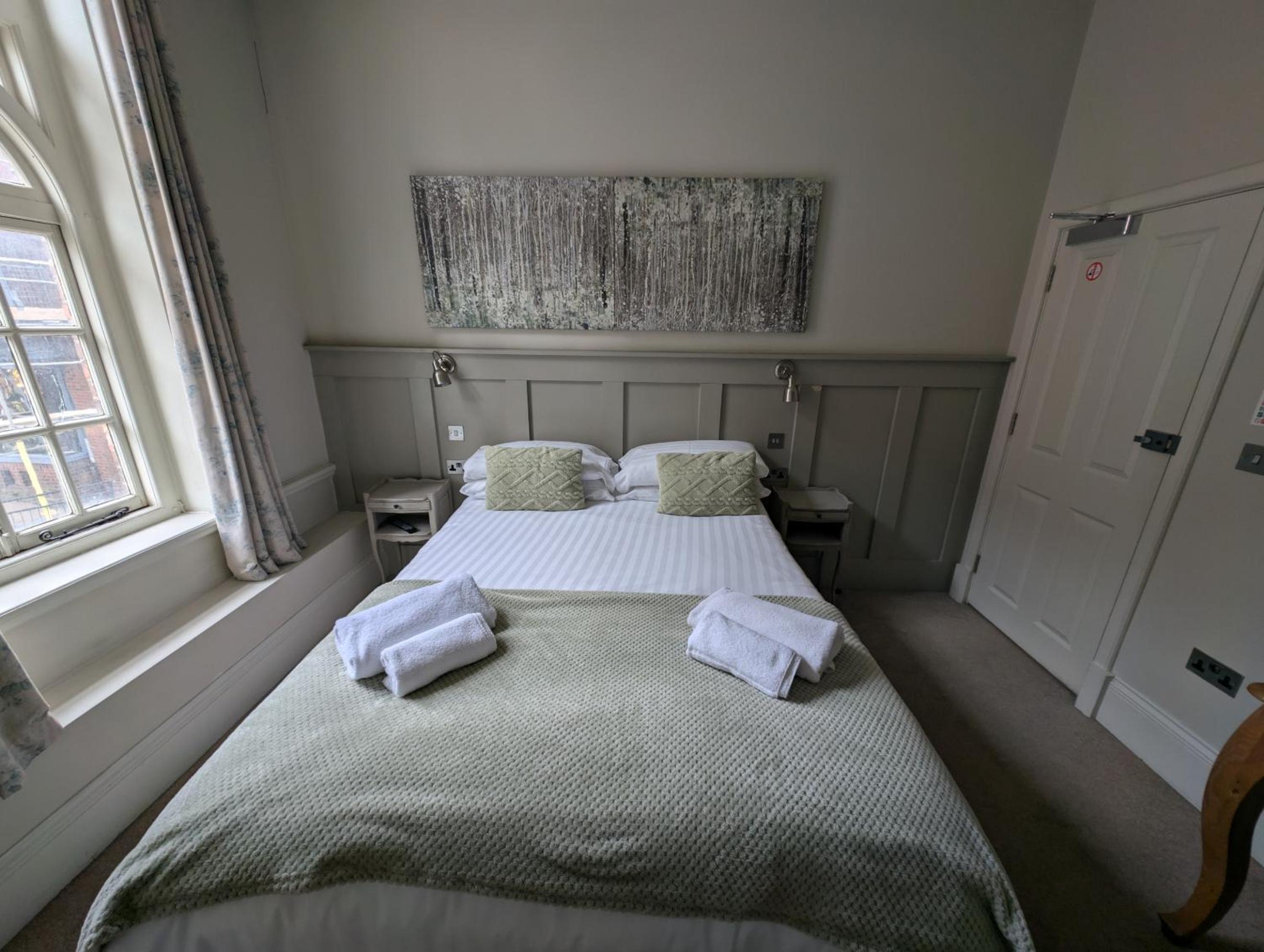 Superior King Room photo 3