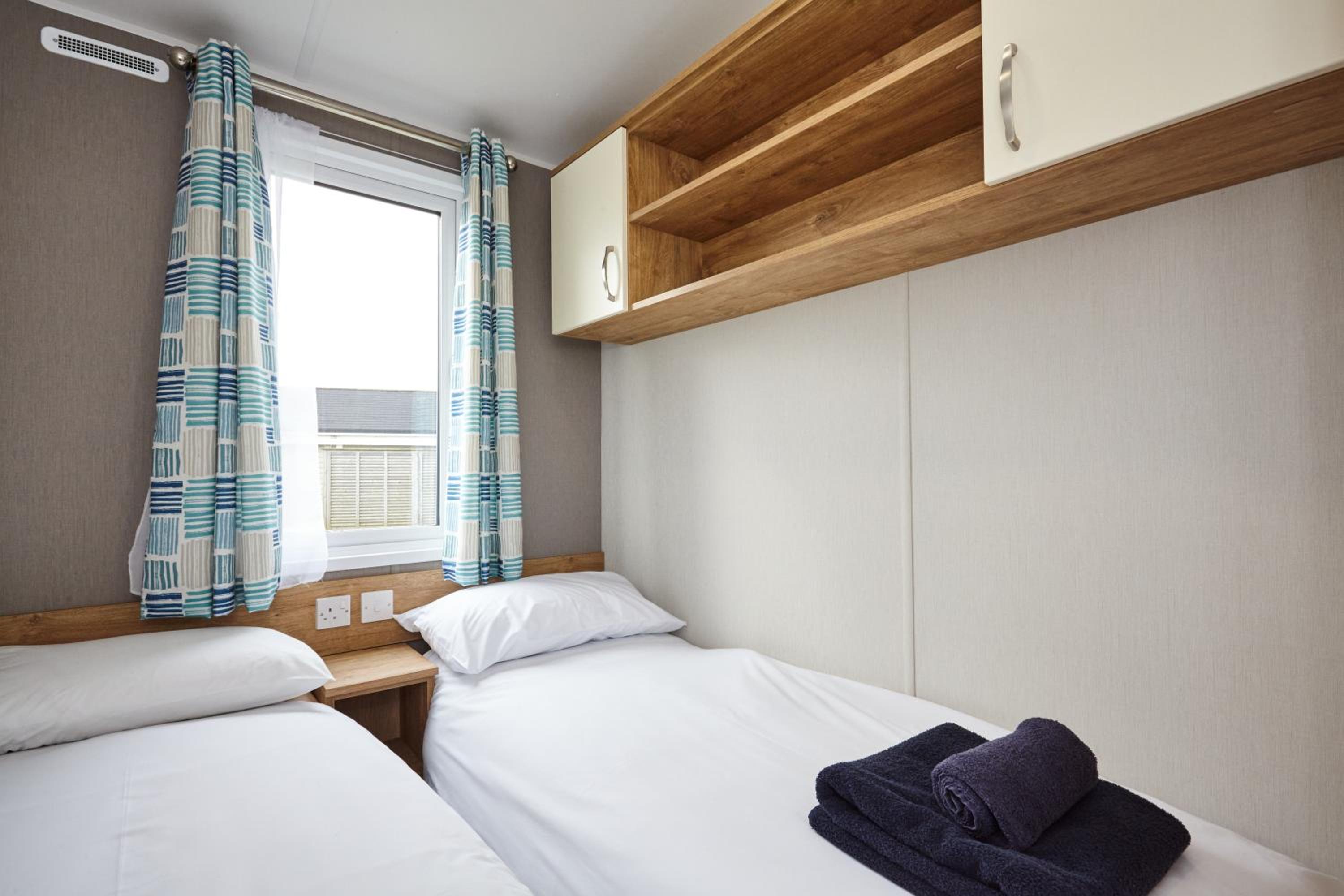 Comfort 3 Bedroom Caravan (no pets) photo 3