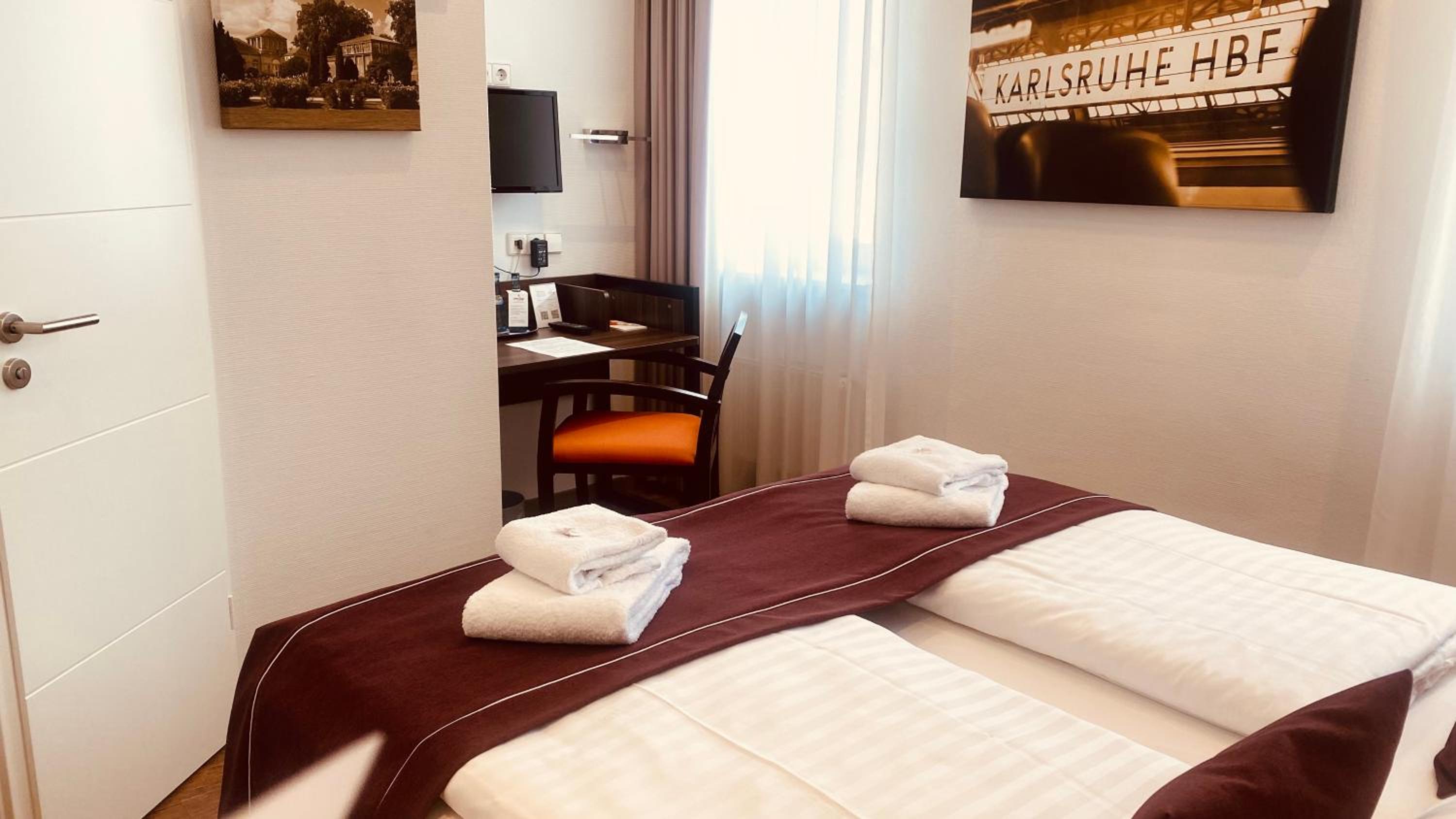 Economy Double Room