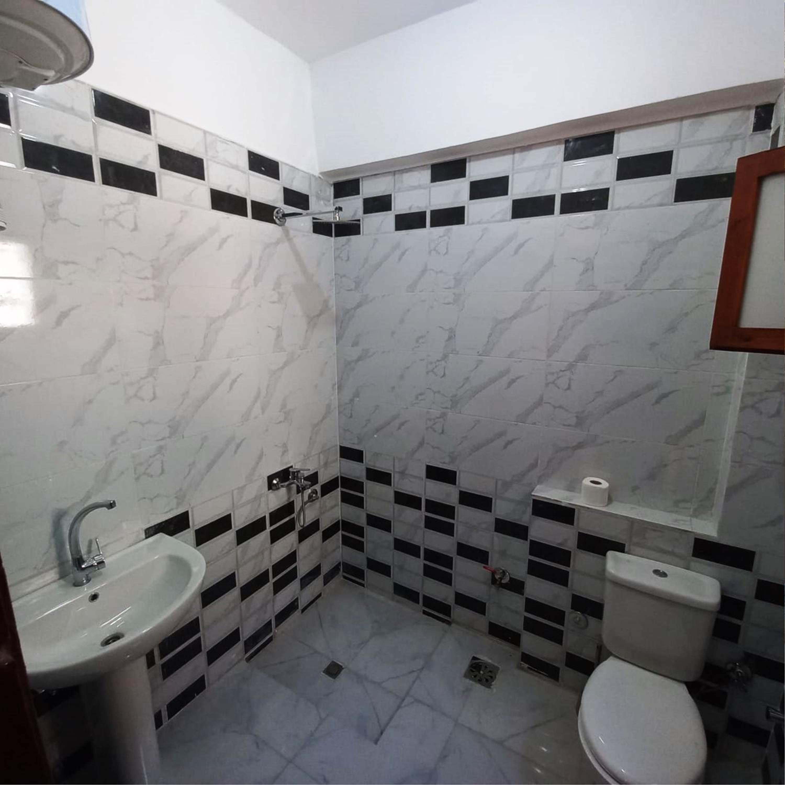 Deluxe Twin Room - Photo 3