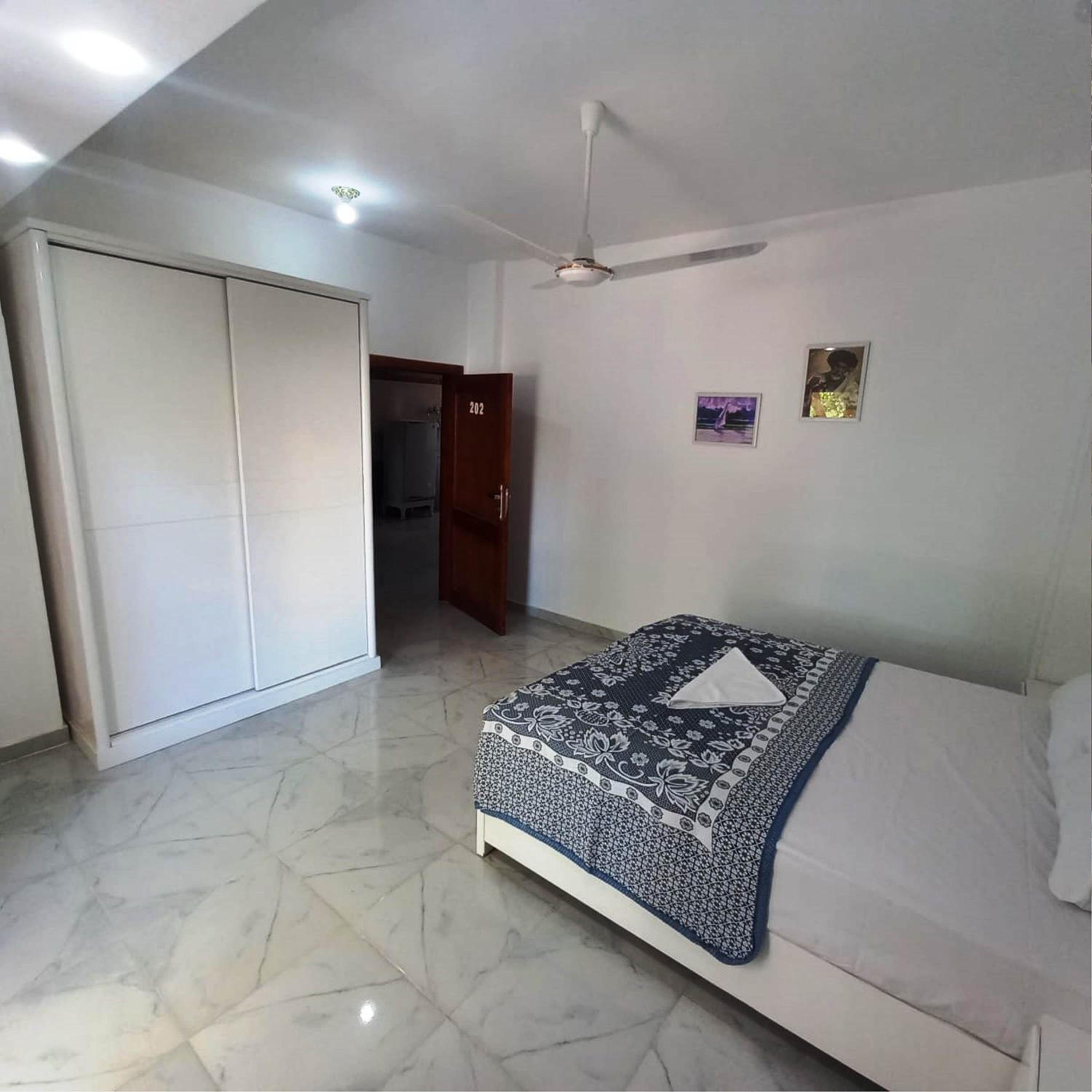 Deluxe Double Room - Photo 17