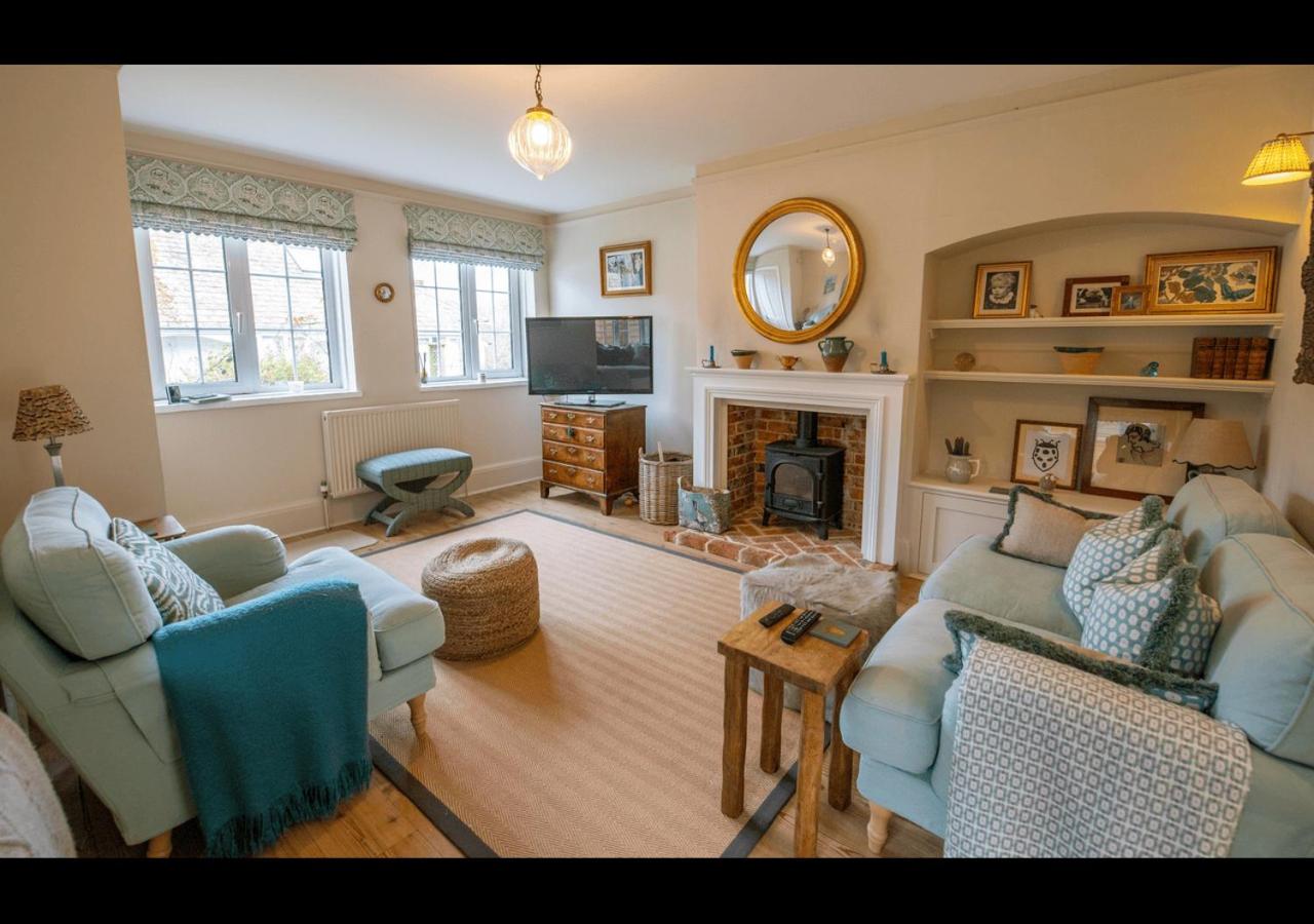 Two-Bedroom House photo 3