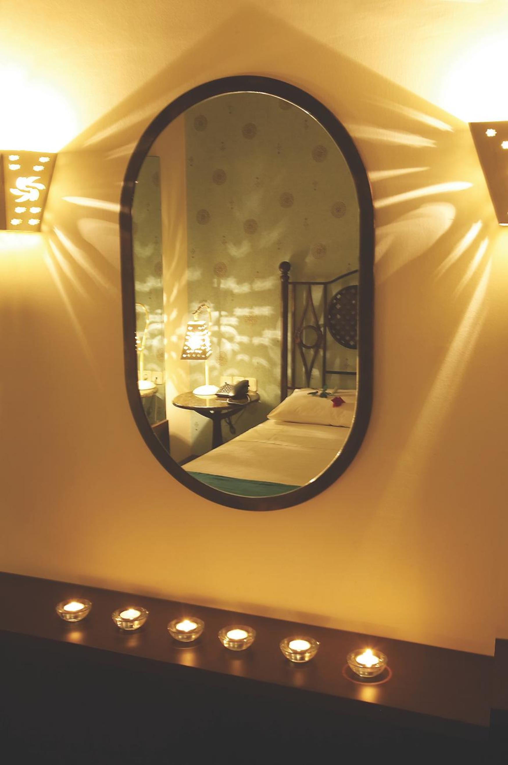Double or Twin Room - Photo 12