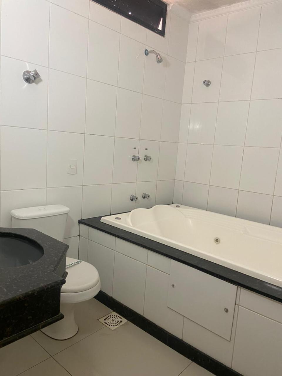 Suite with Spa Bath photo 3