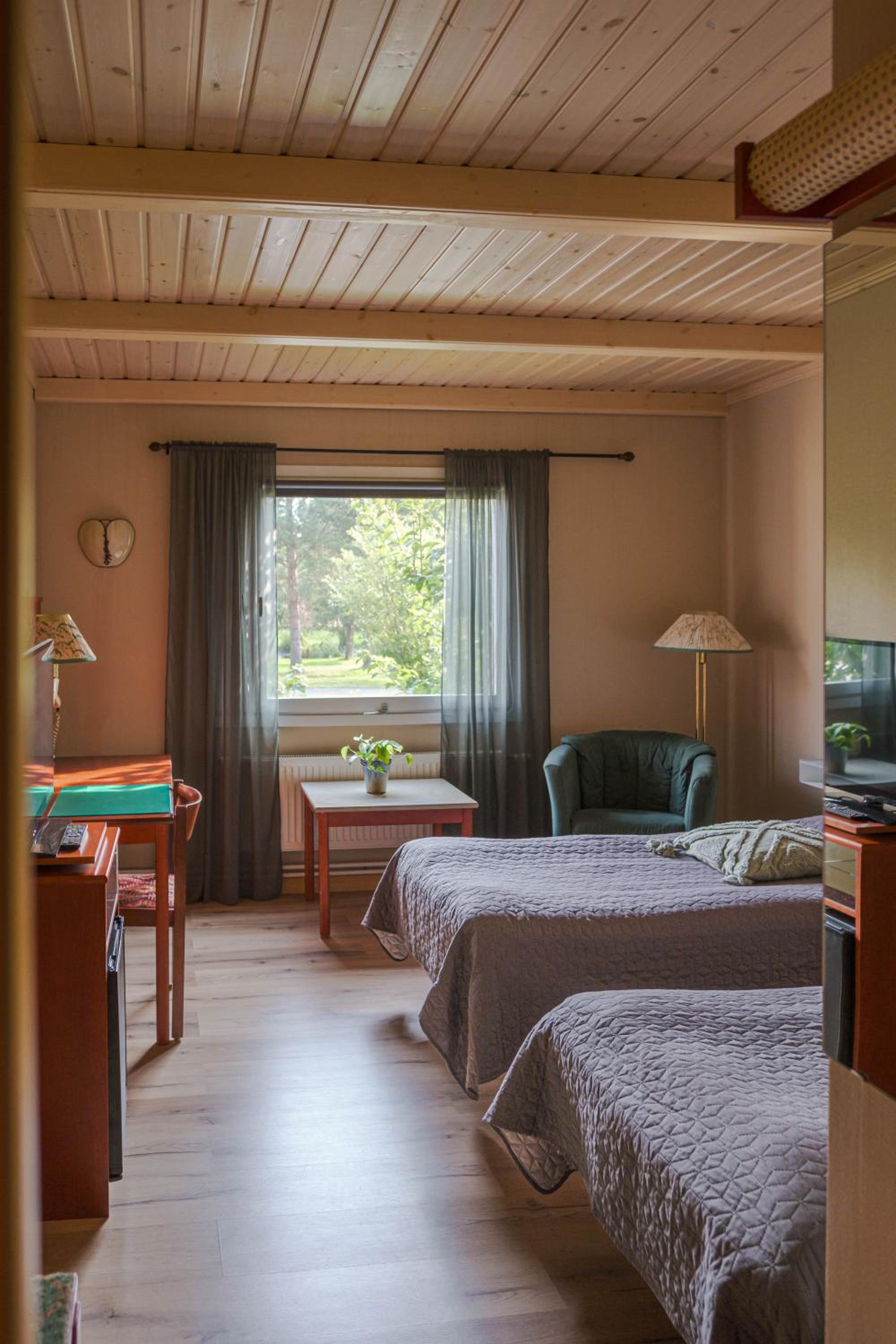 Standard Double or Twin Room with Garden View
