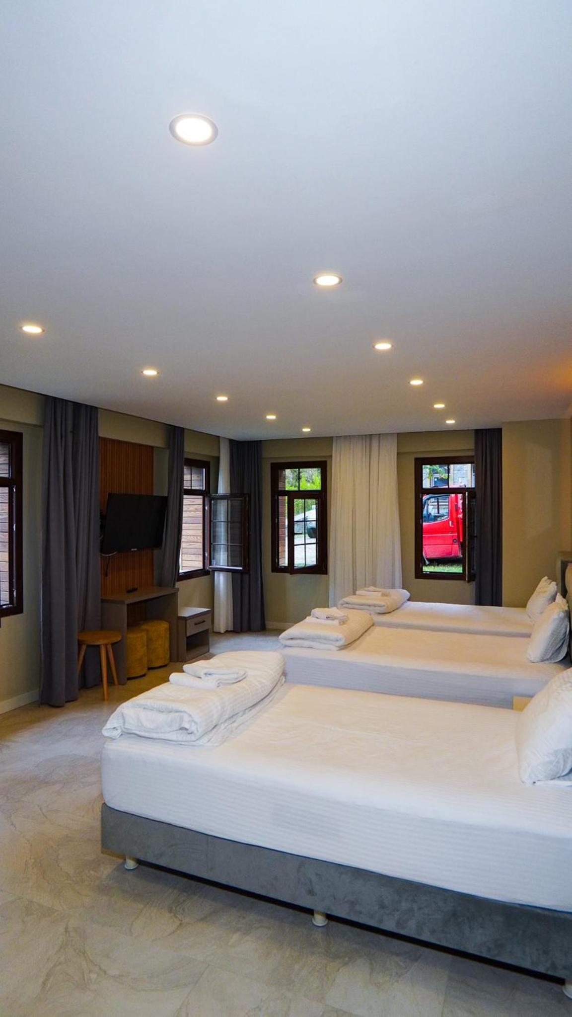 Triple Room photo 2