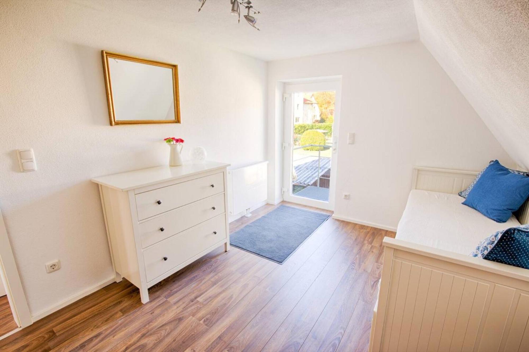 Two-Bedroom Deluxe Apartment with Garden View photo 1