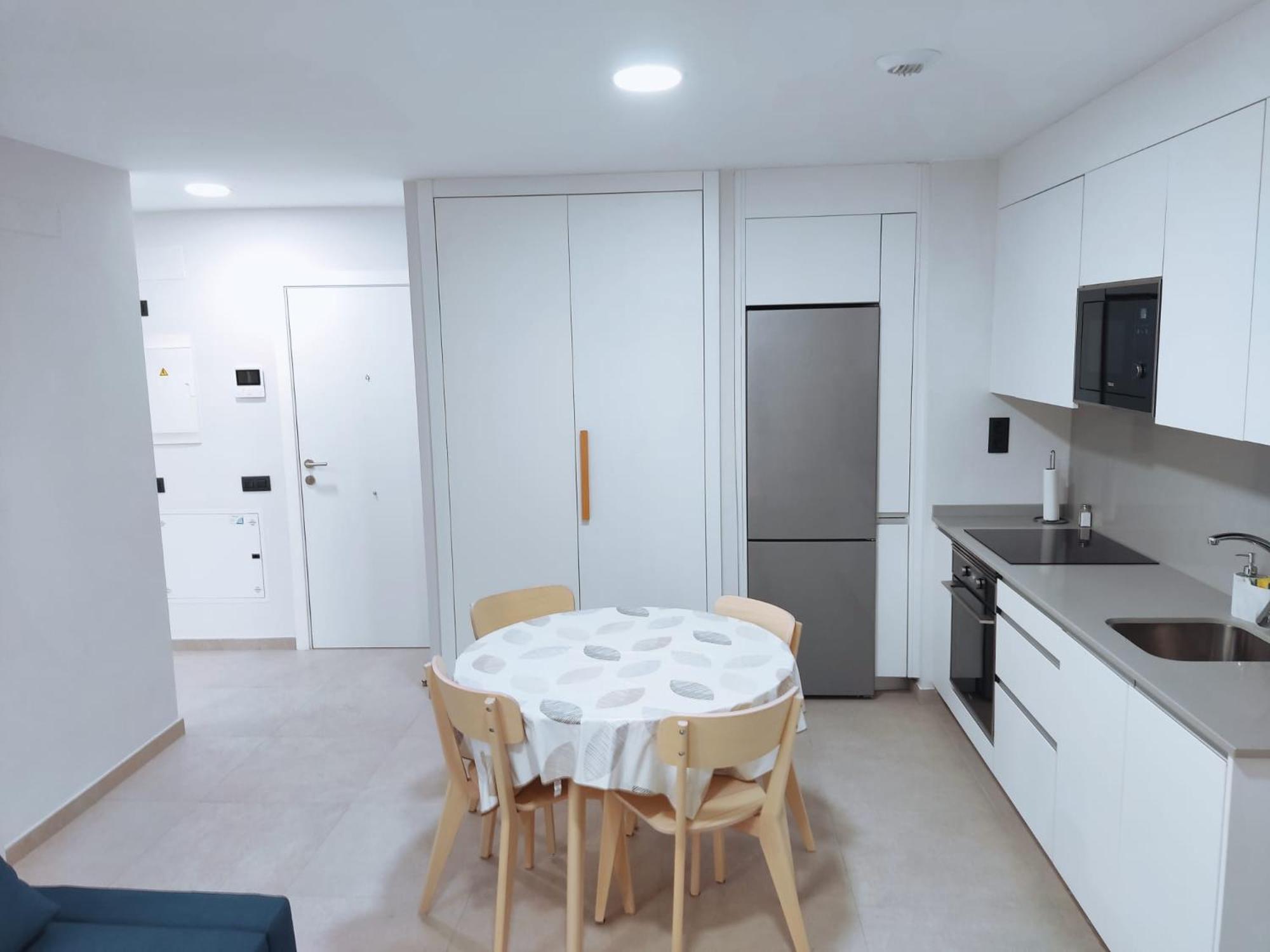 One-Bedroom Apartment photo 2
