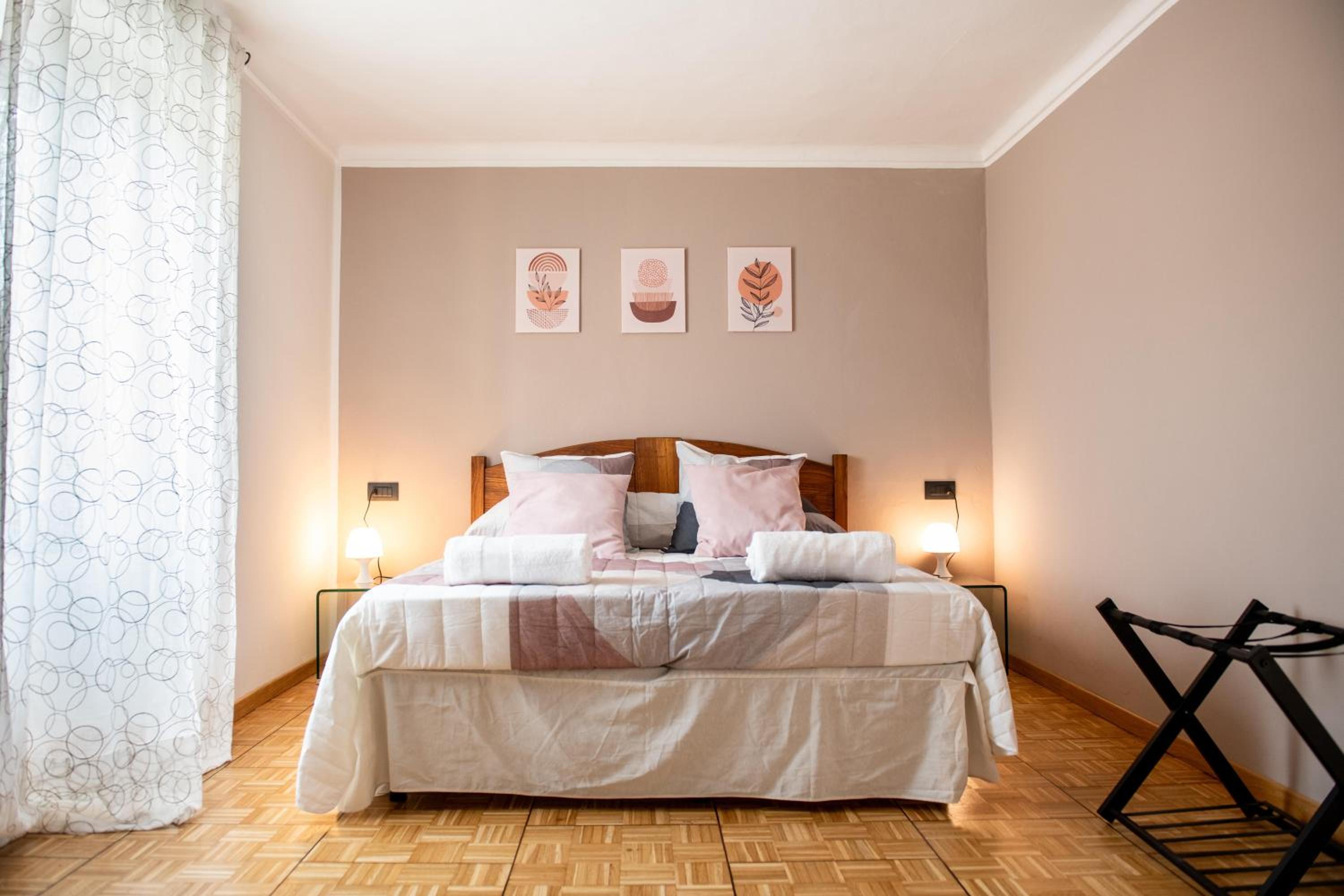 Quadruple Room with Private Bathroom photo 3