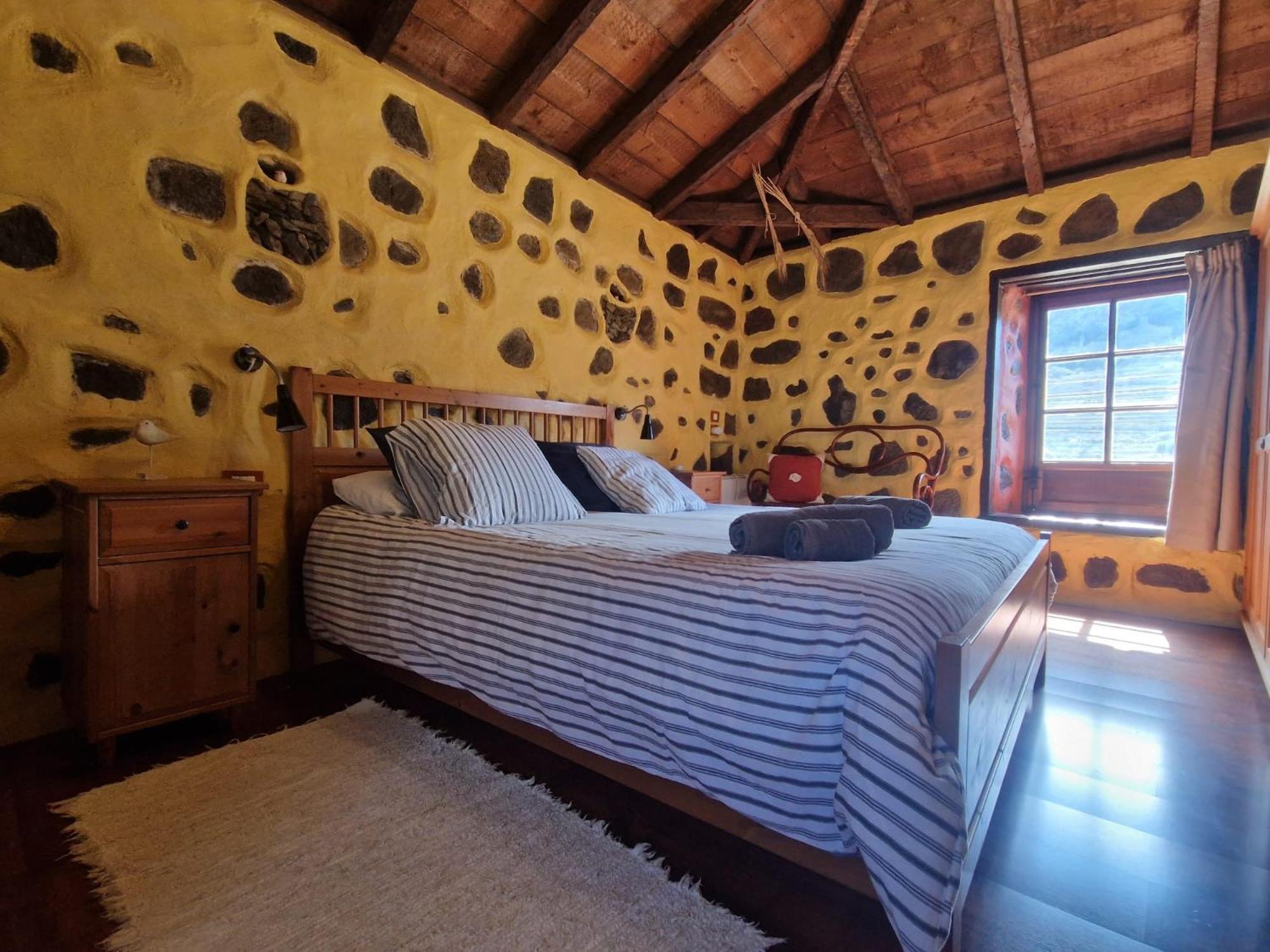 Two-Bedroom House photo 3