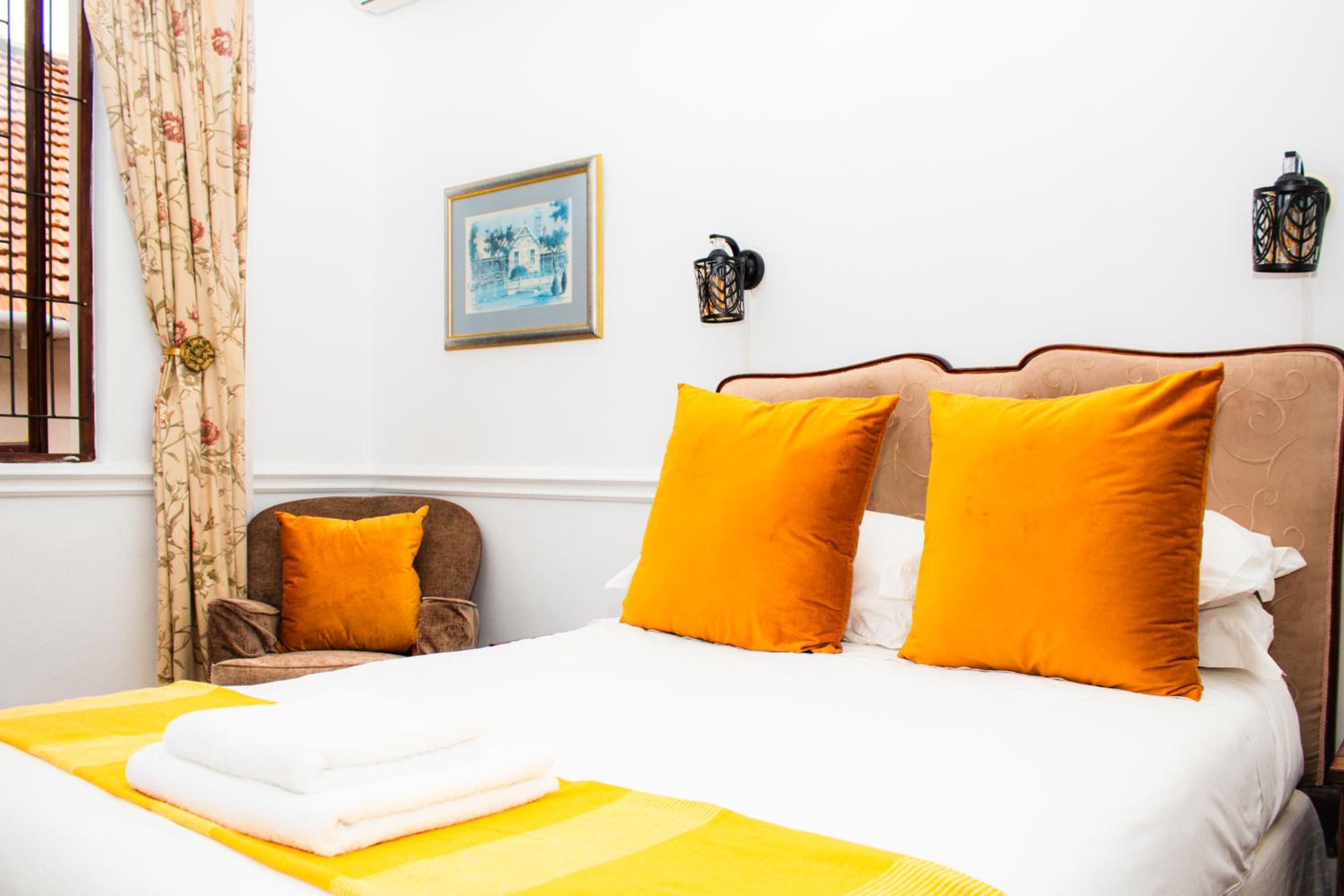 Double Room - Photo 21
