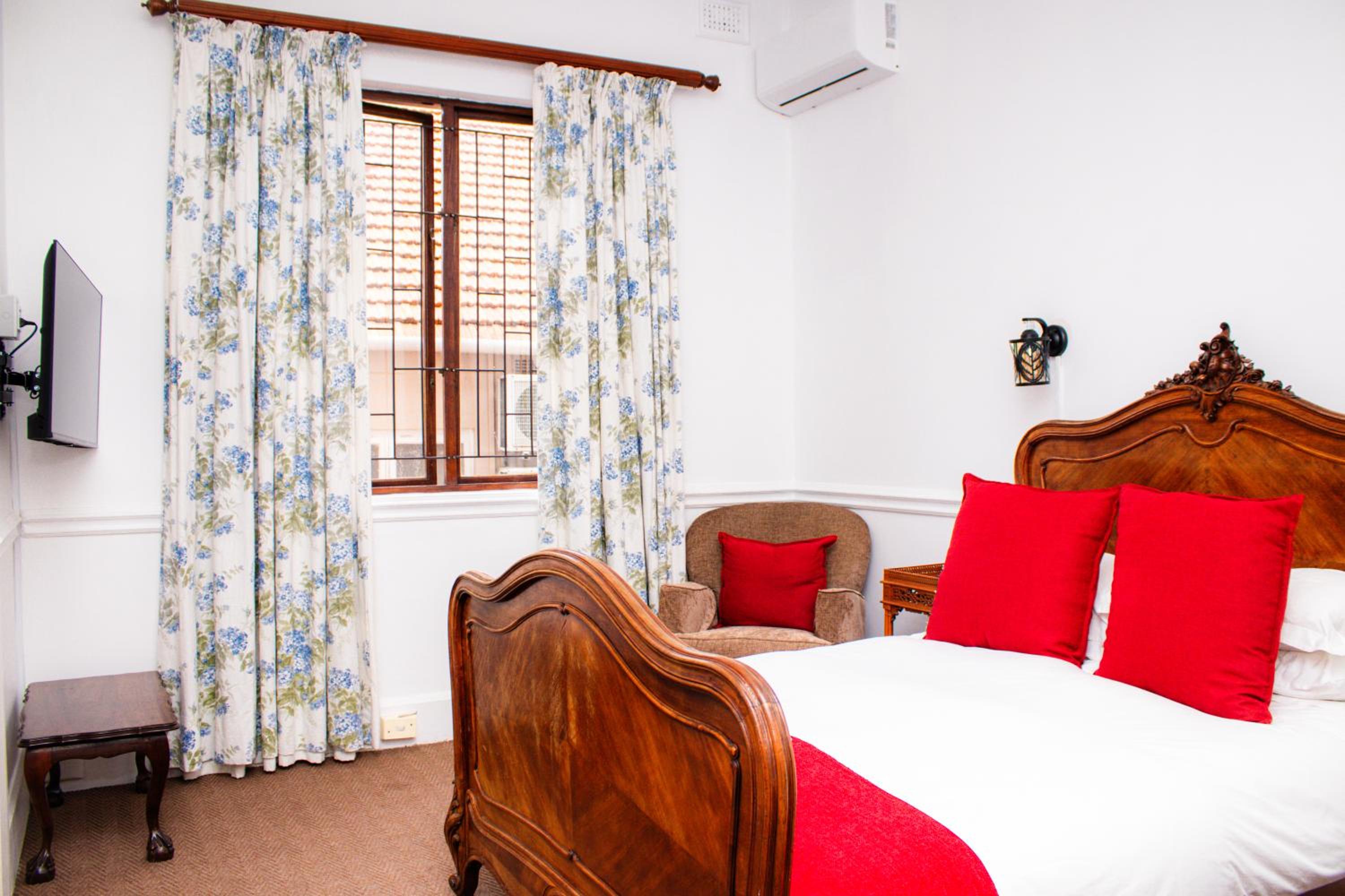 Double Room - Photo 19