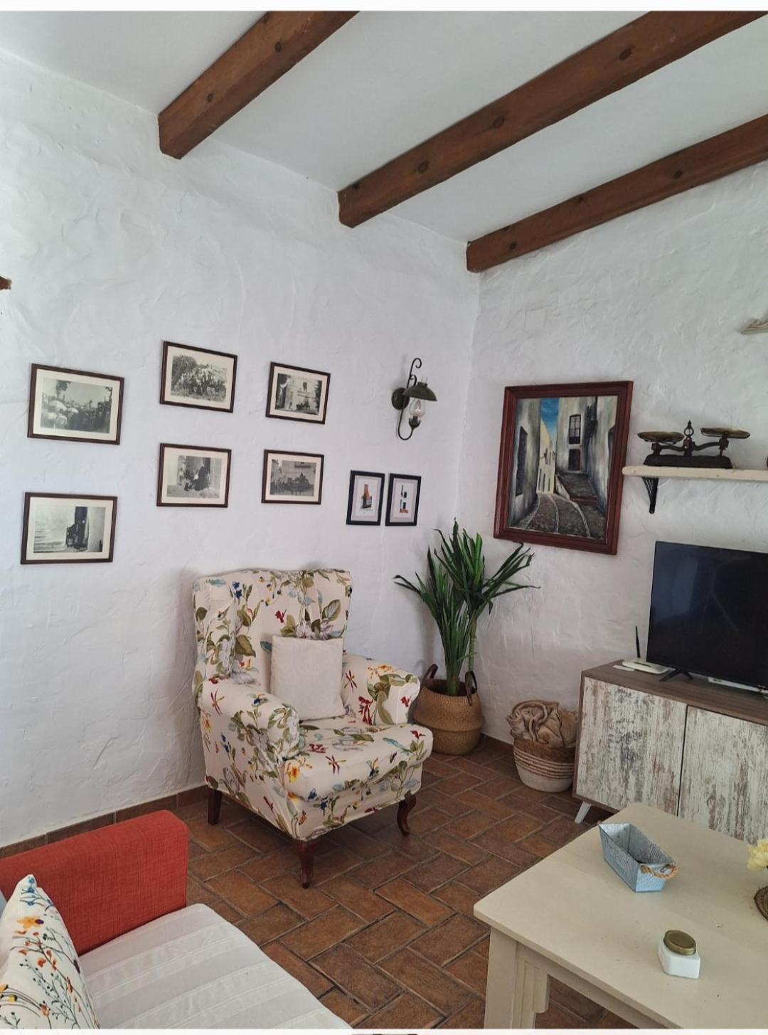 Two-Bedroom House photo 1