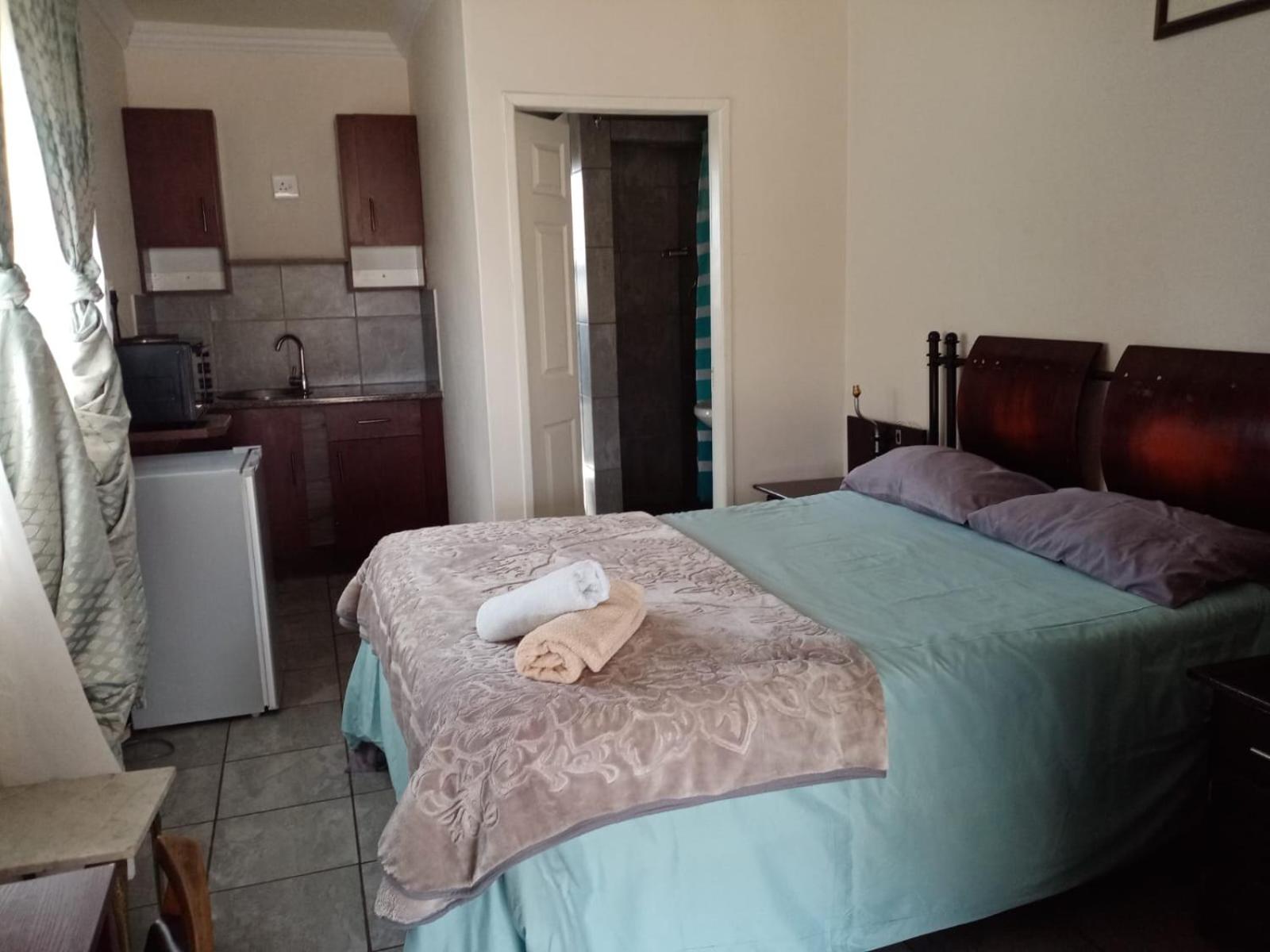 Budget Double Room photo 1