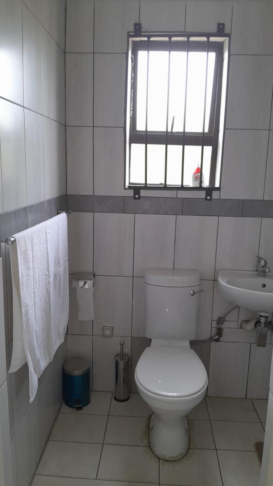 Budget Double Room photo 2