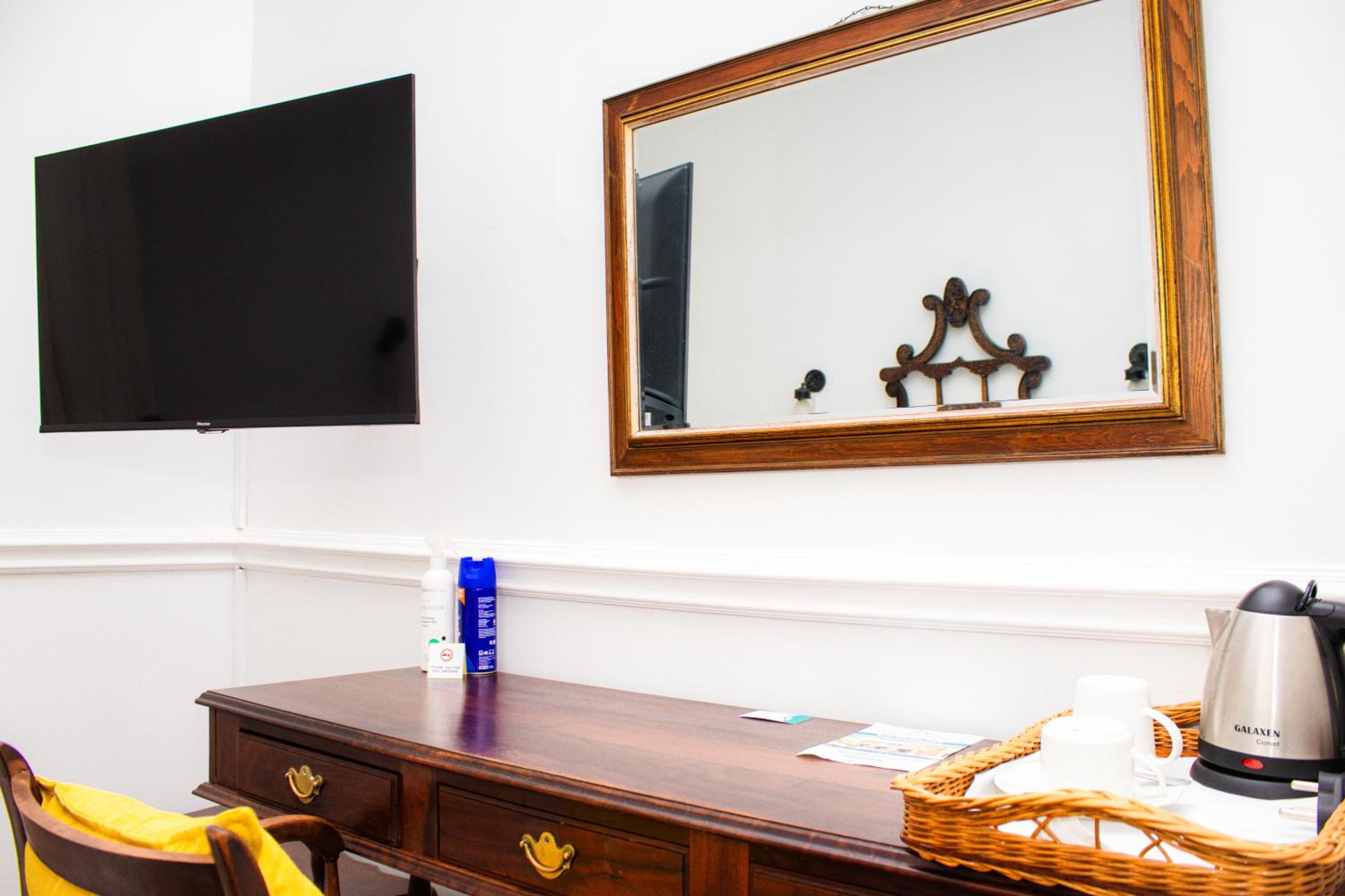 Double Room - Photo 15