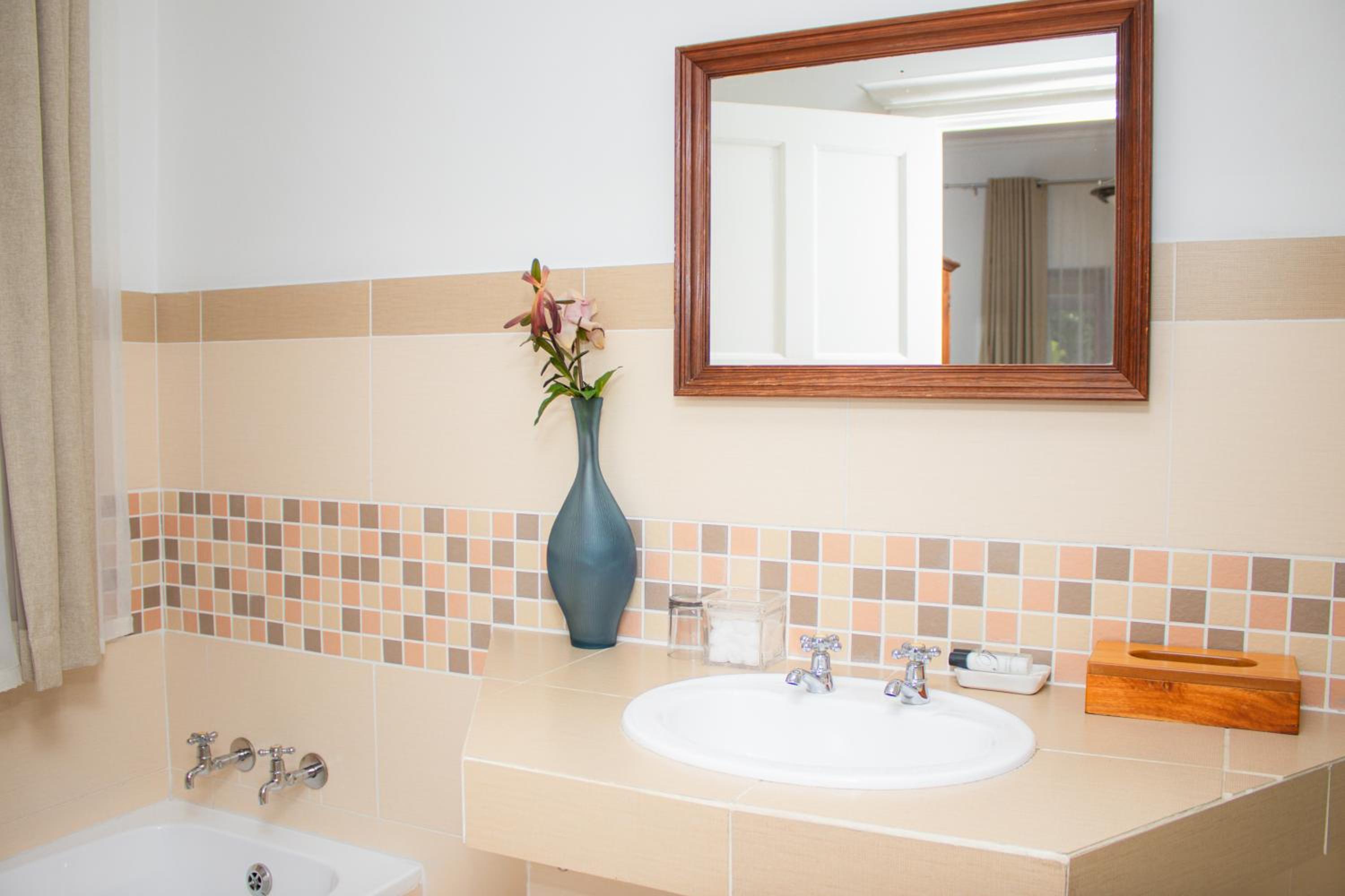 Double Room - Photo 4