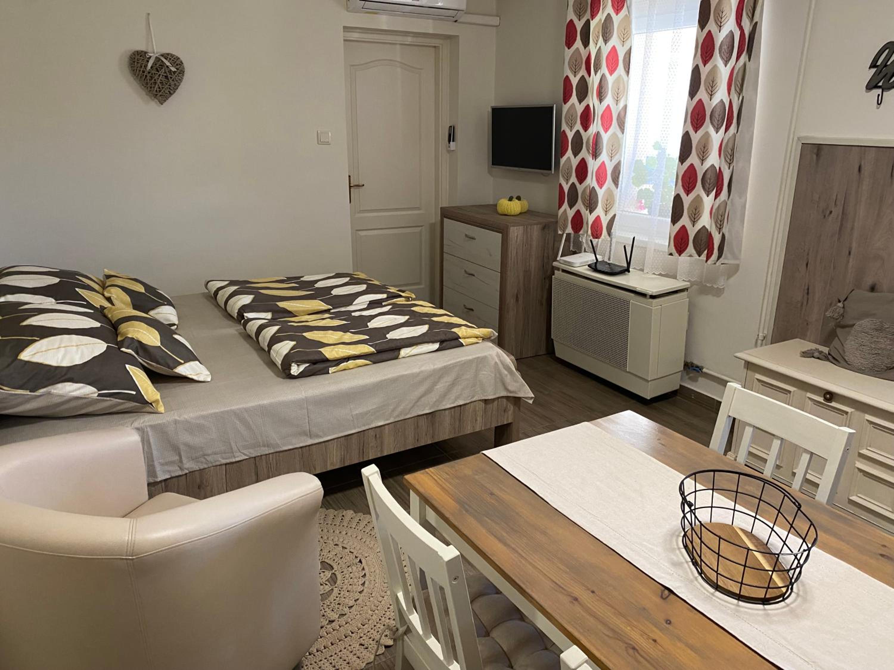 Two-Bedroom Apartment - Photo 13