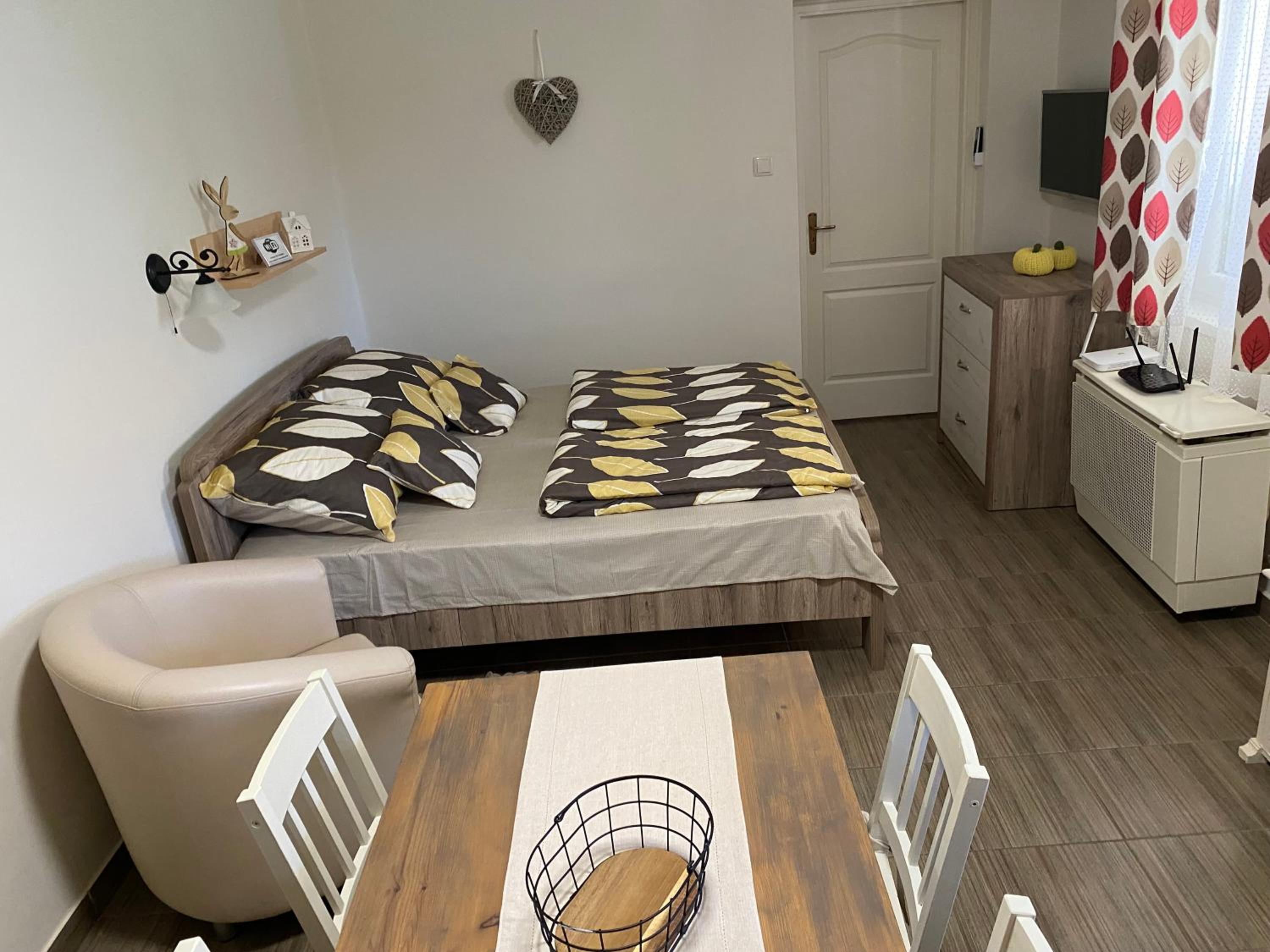 Two-Bedroom Apartment - Photo 14