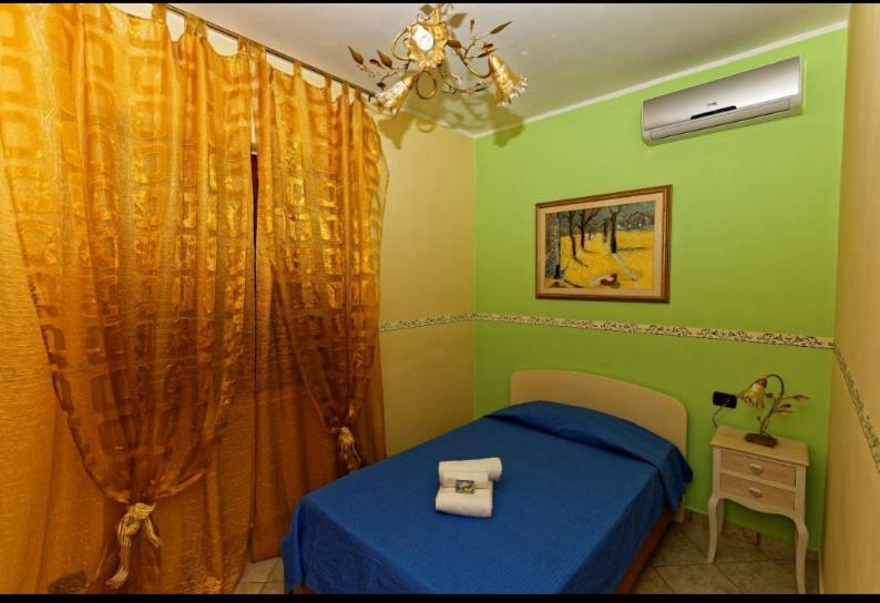 Basic Double Room photo 2