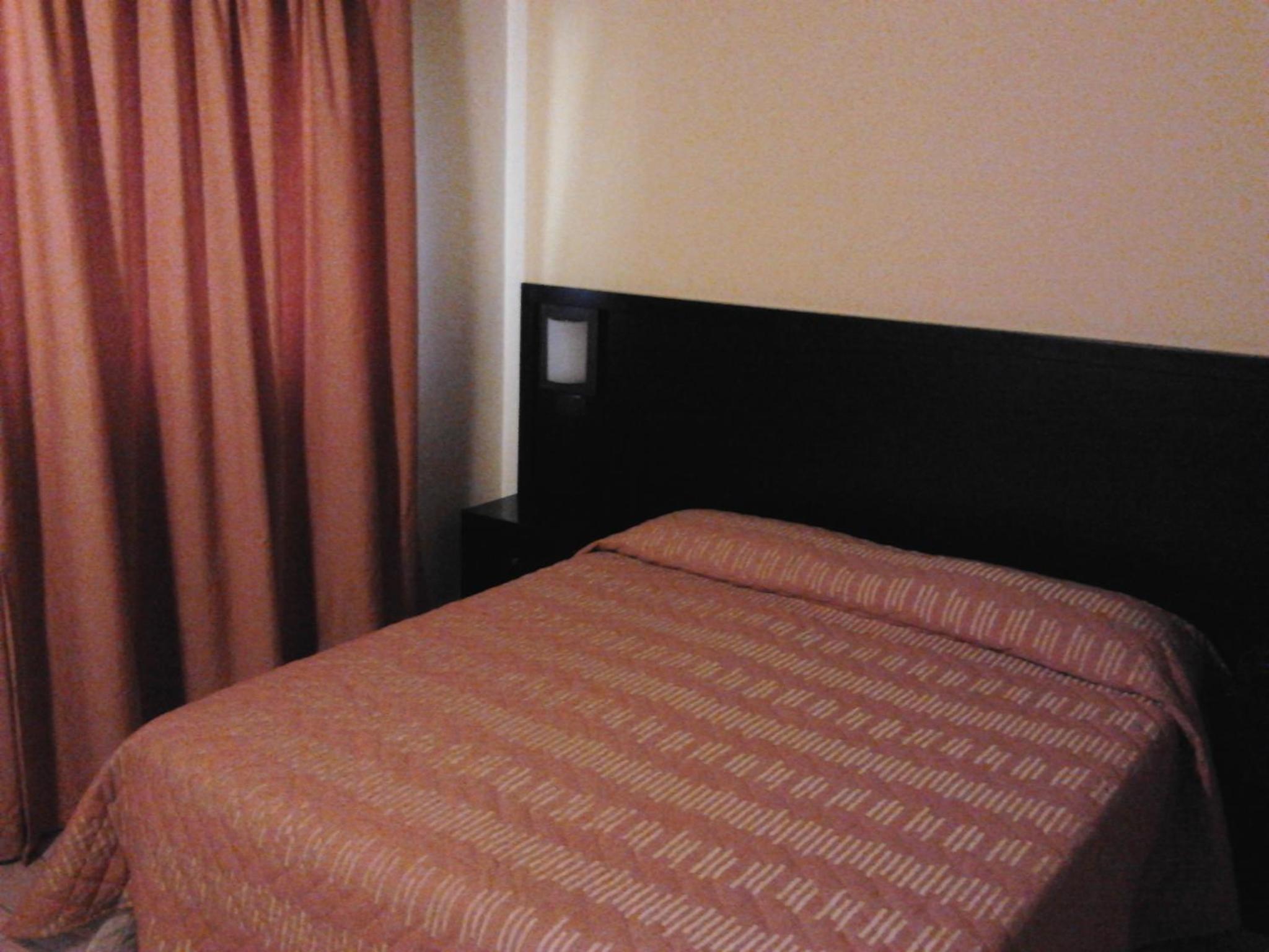 Double or Twin Room - Photo 3