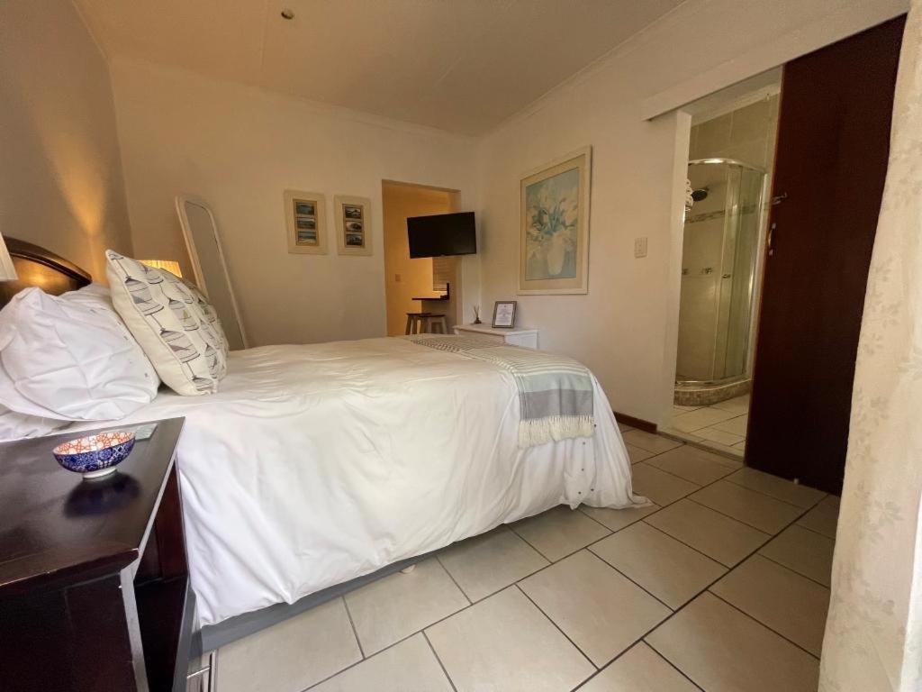 Deluxe Double Room - Photo 3