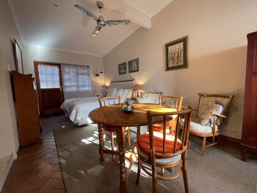 Superior Deluxe Double or Twin Room  - Photo 1