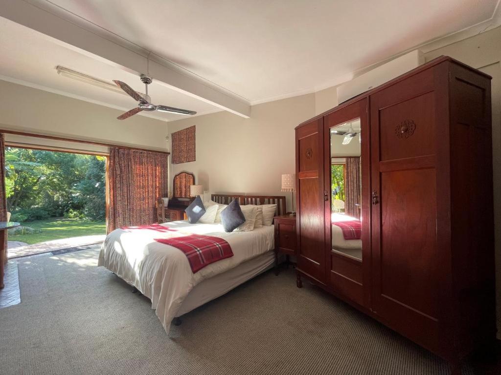 Double or Twin Room - Photo 1
