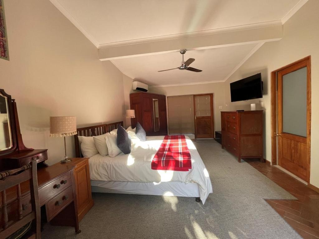 Double or Twin Room - Photo 2