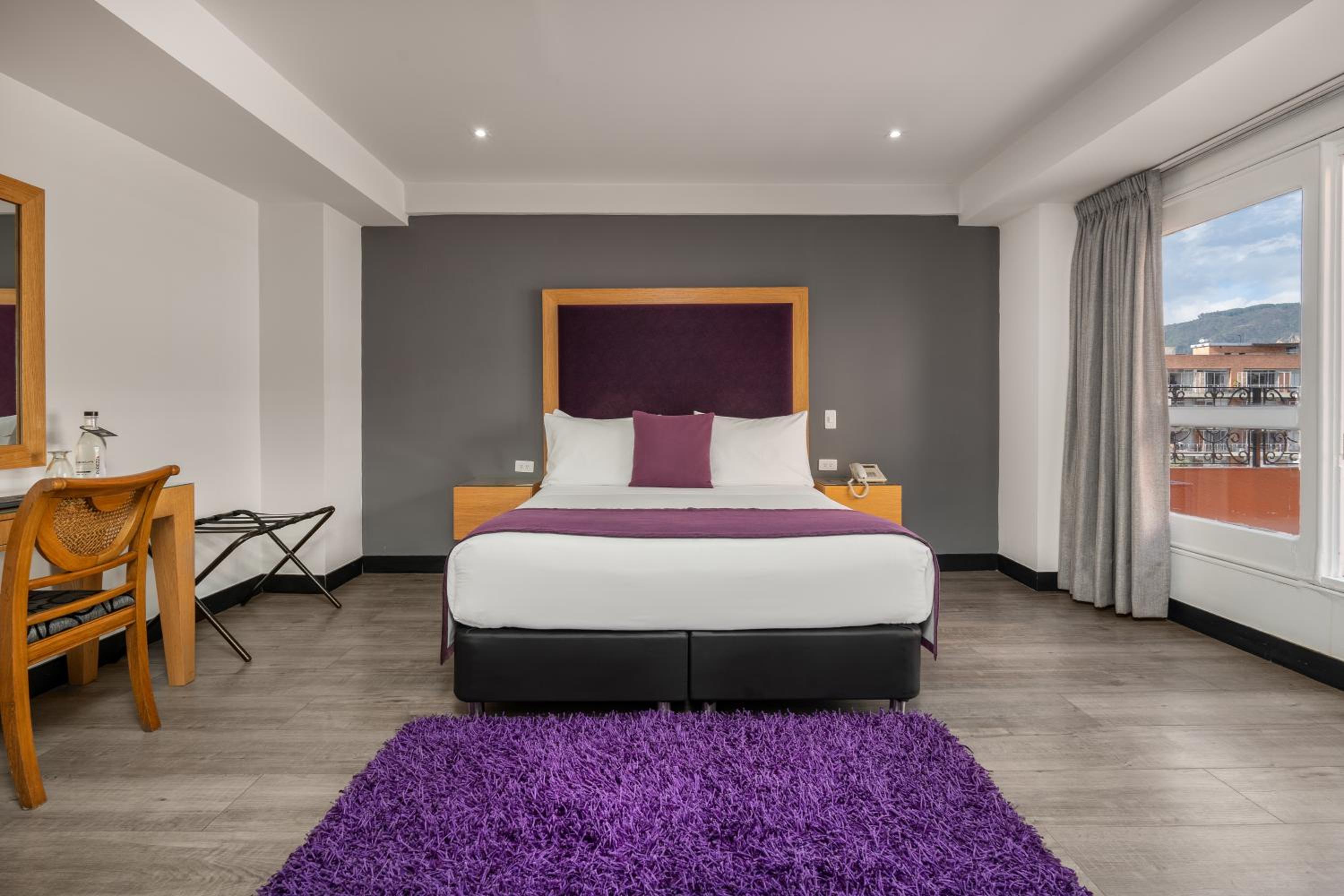 Suite with Terrace - Photo 11