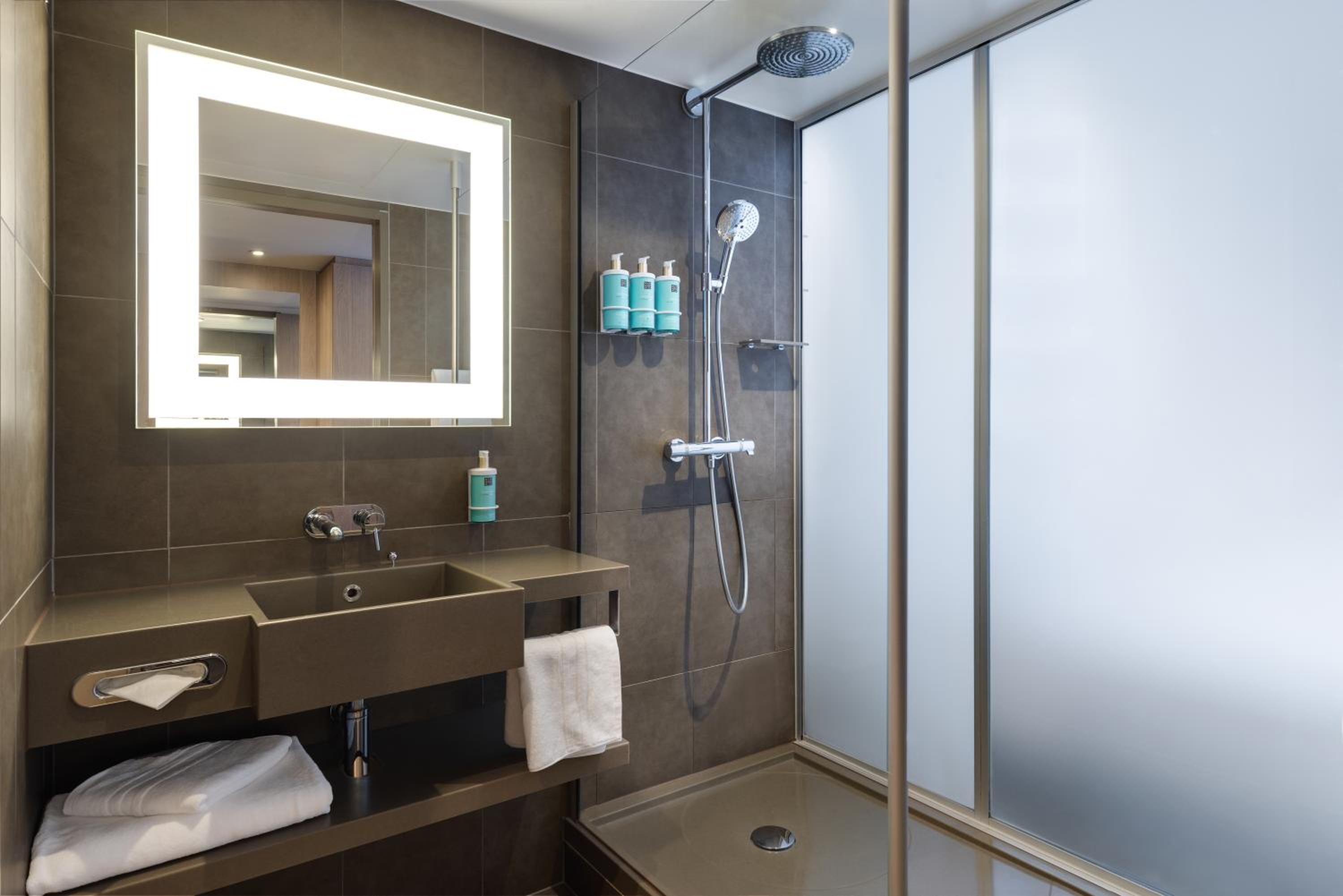 Premium Queen Room with sofa bed