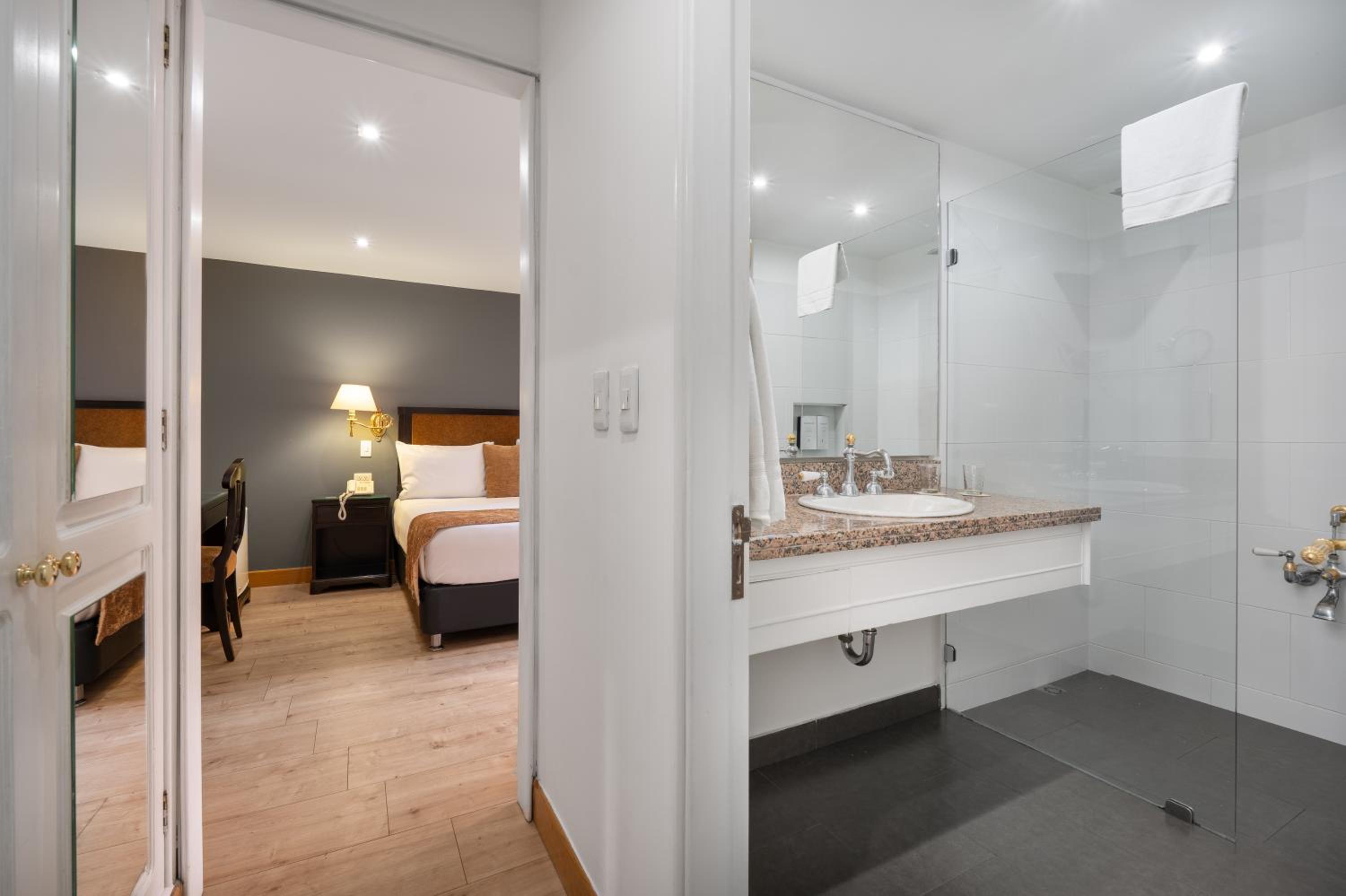 Junior Suite - Photo 4