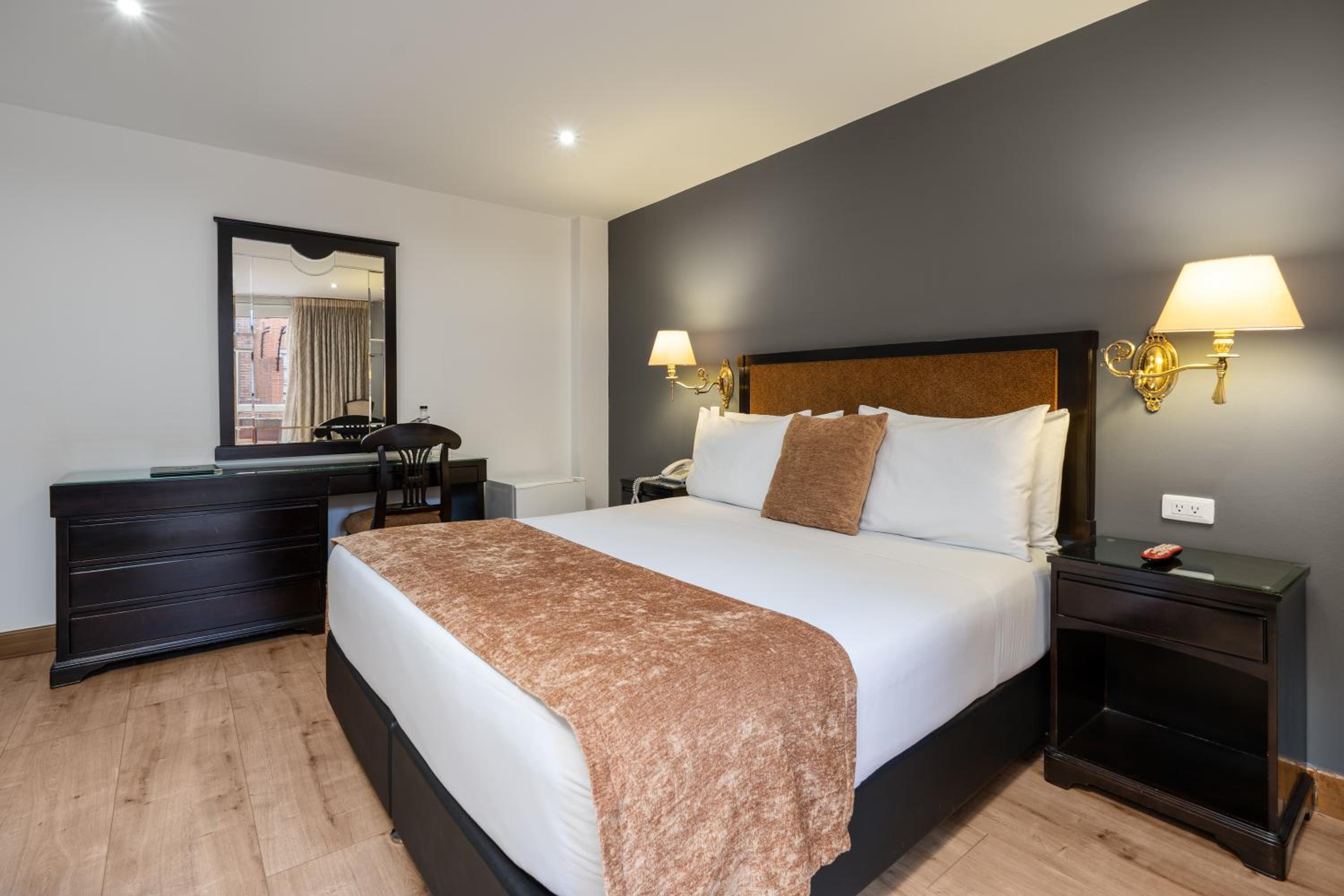 Junior Suite - Photo 6