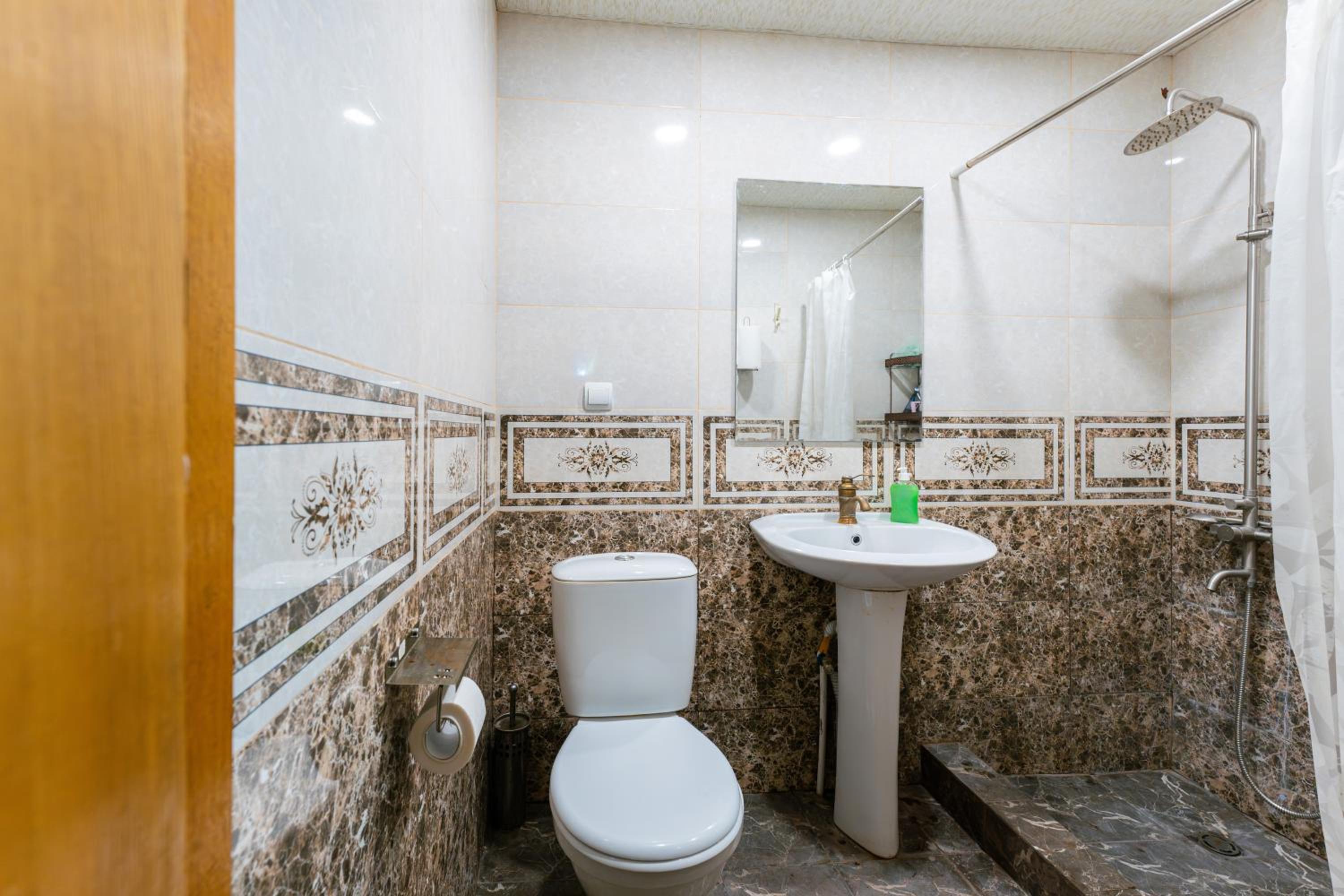 Standard Double Room with Shared Bathroom photo 2