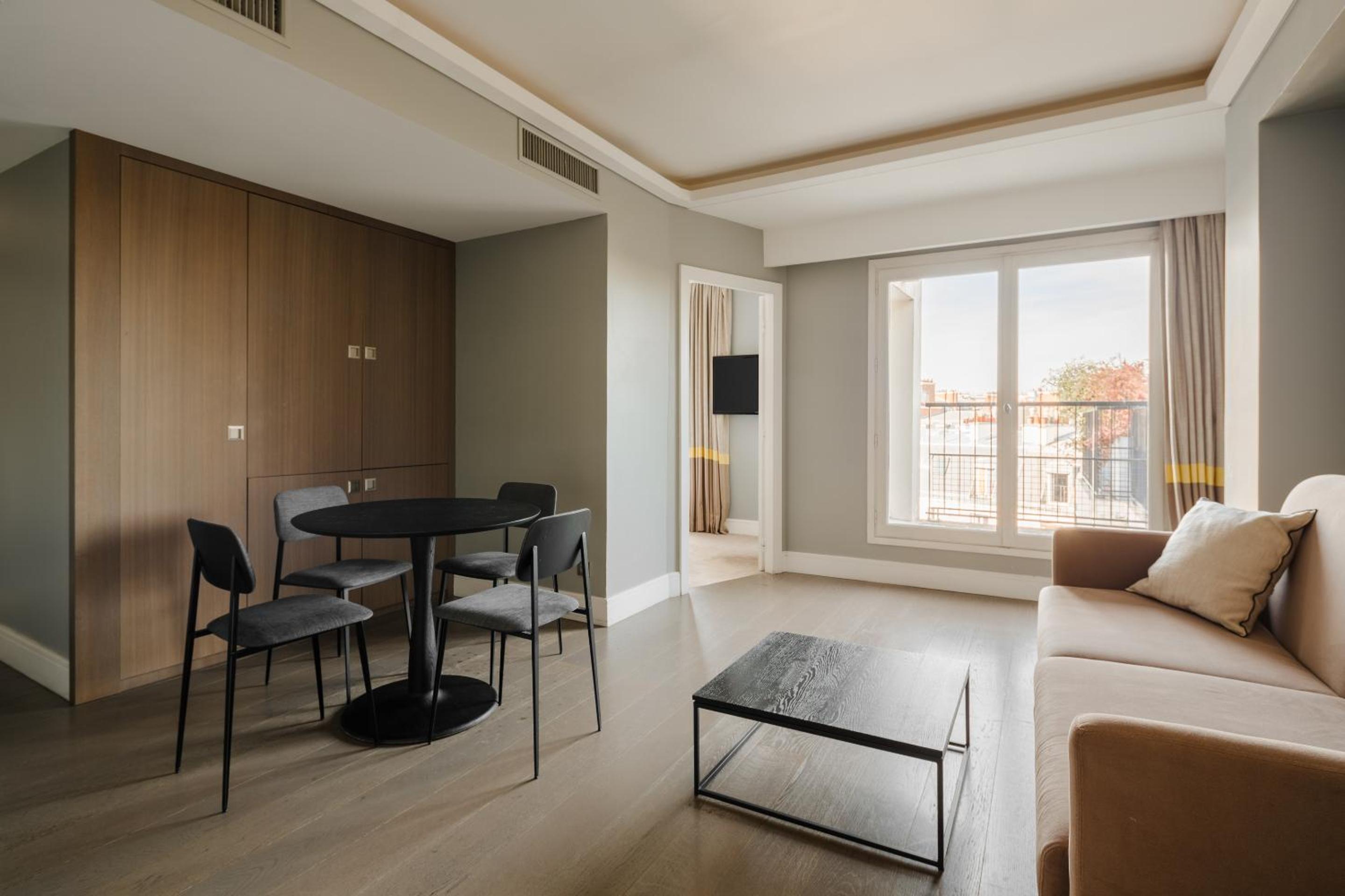 Suite avec kitchenette et terrasse photo 3