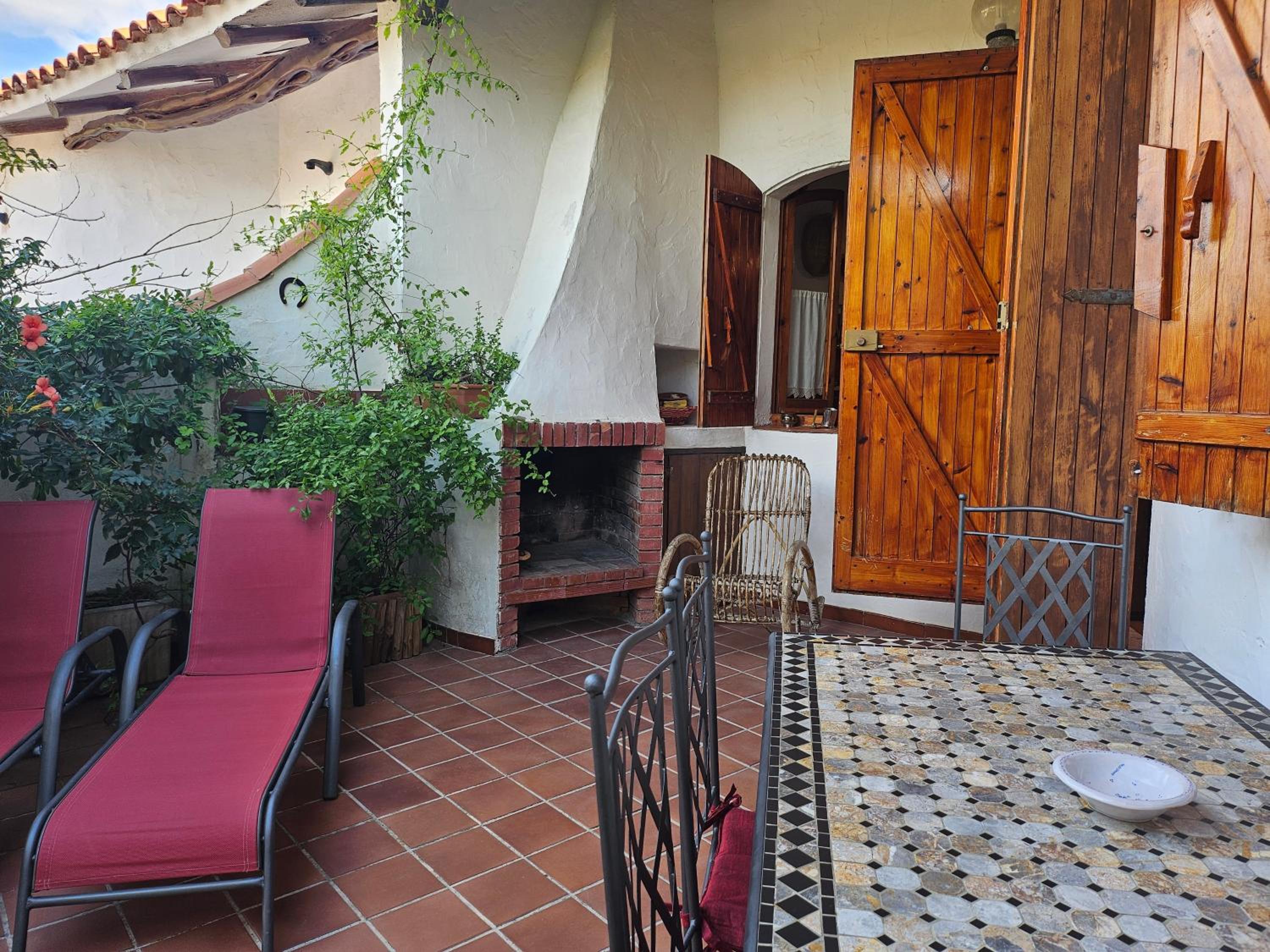 Two-Bedroom House photo 3