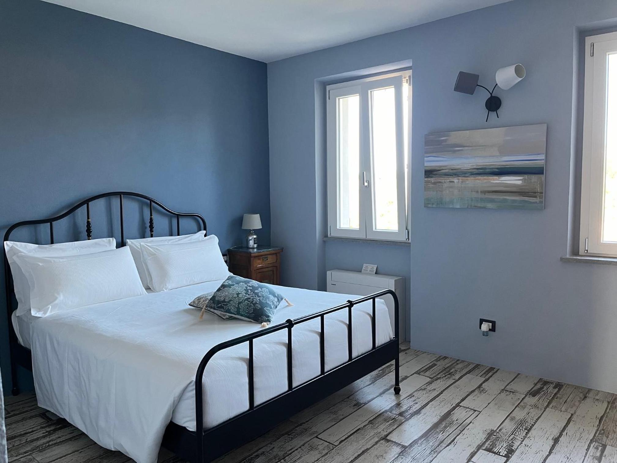 Large Double Room photo 1
