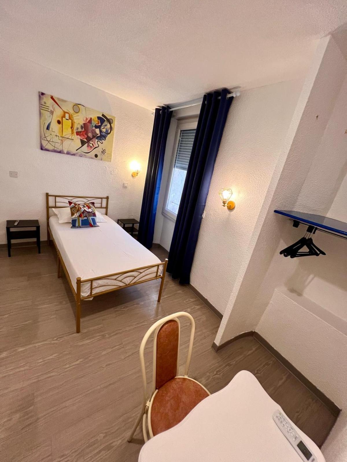 Single Room photo 1