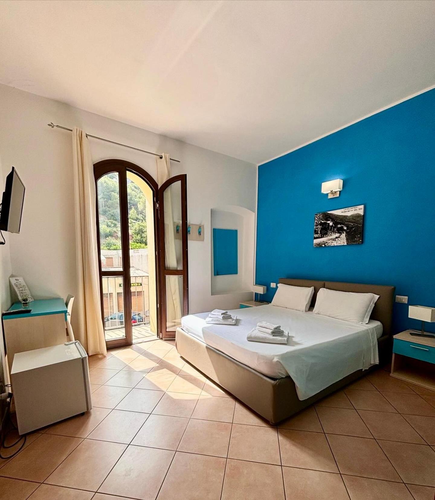 King Room With Balcony photo 1