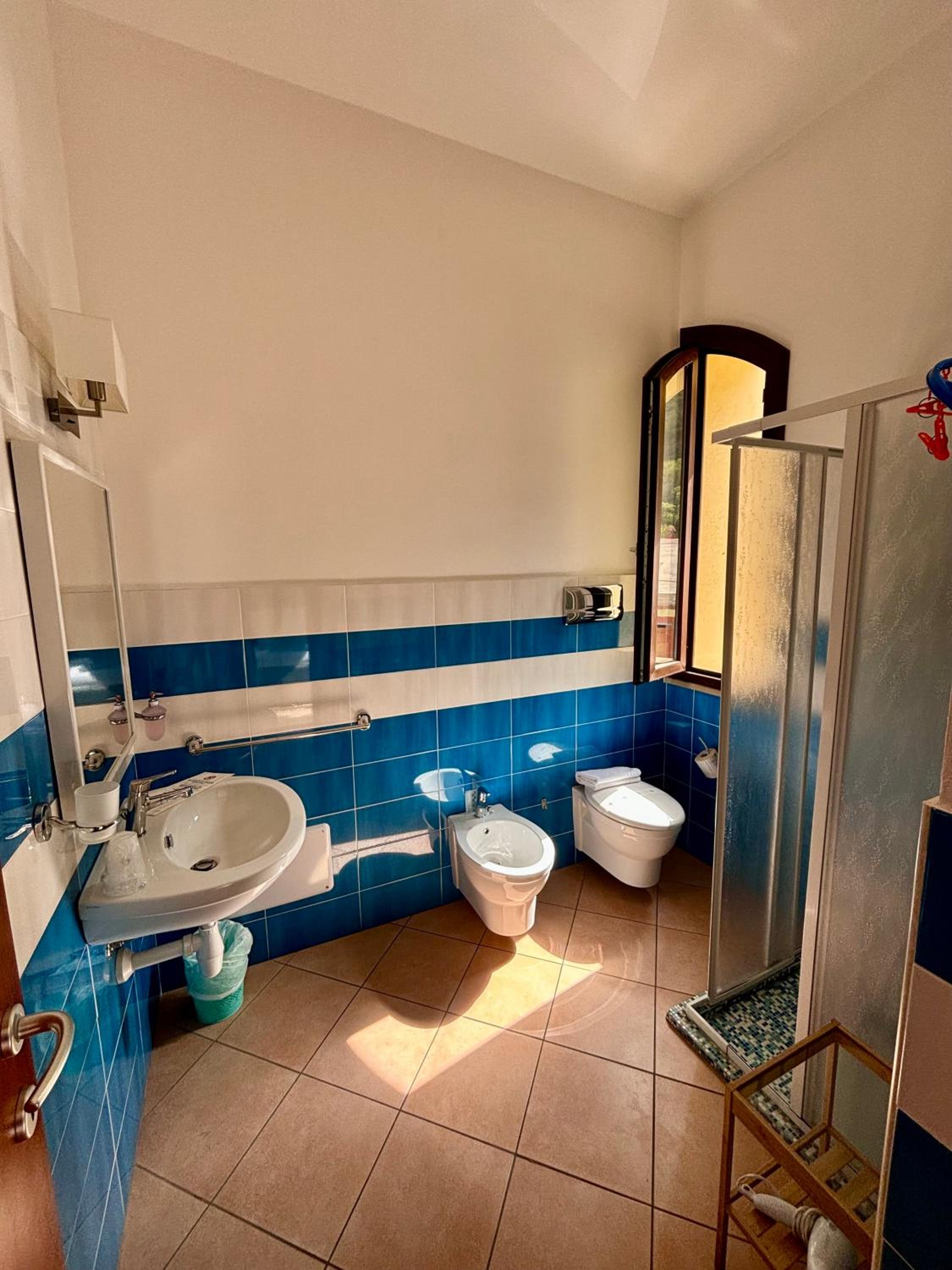 King Room With Balcony photo 3