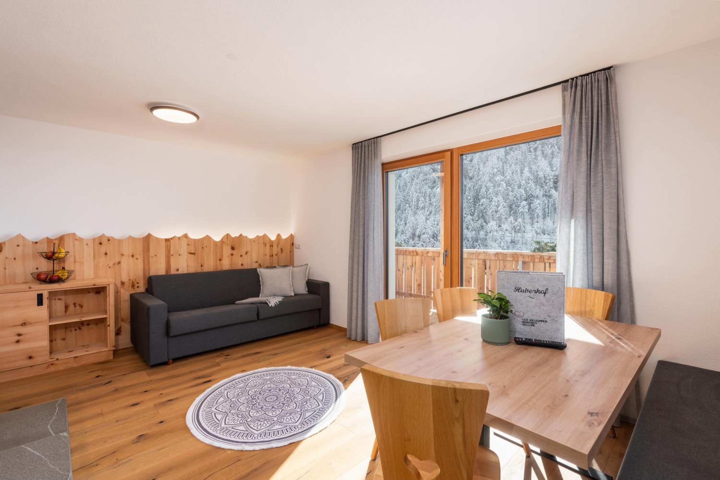 Two-Bedroom Deluxe Apartment with Garden View