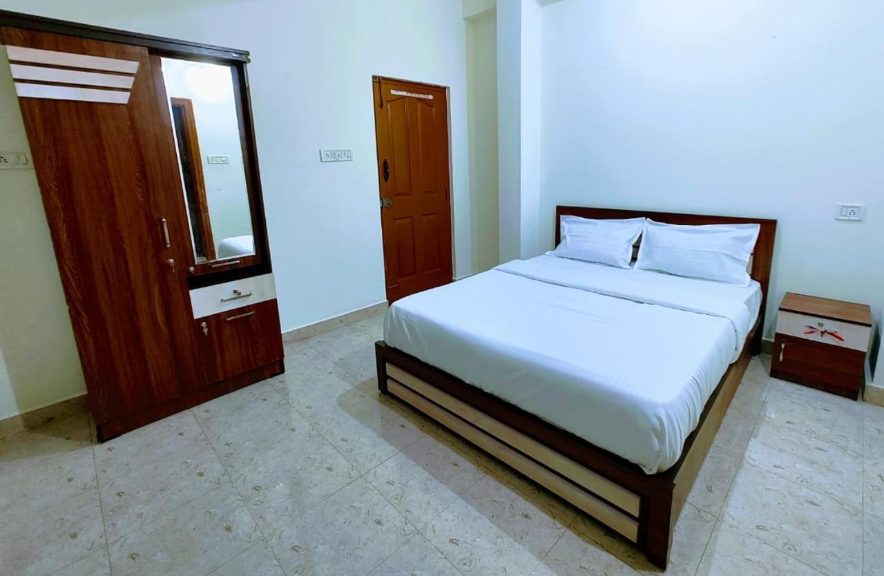 Three-Bedroom Apartment Suite