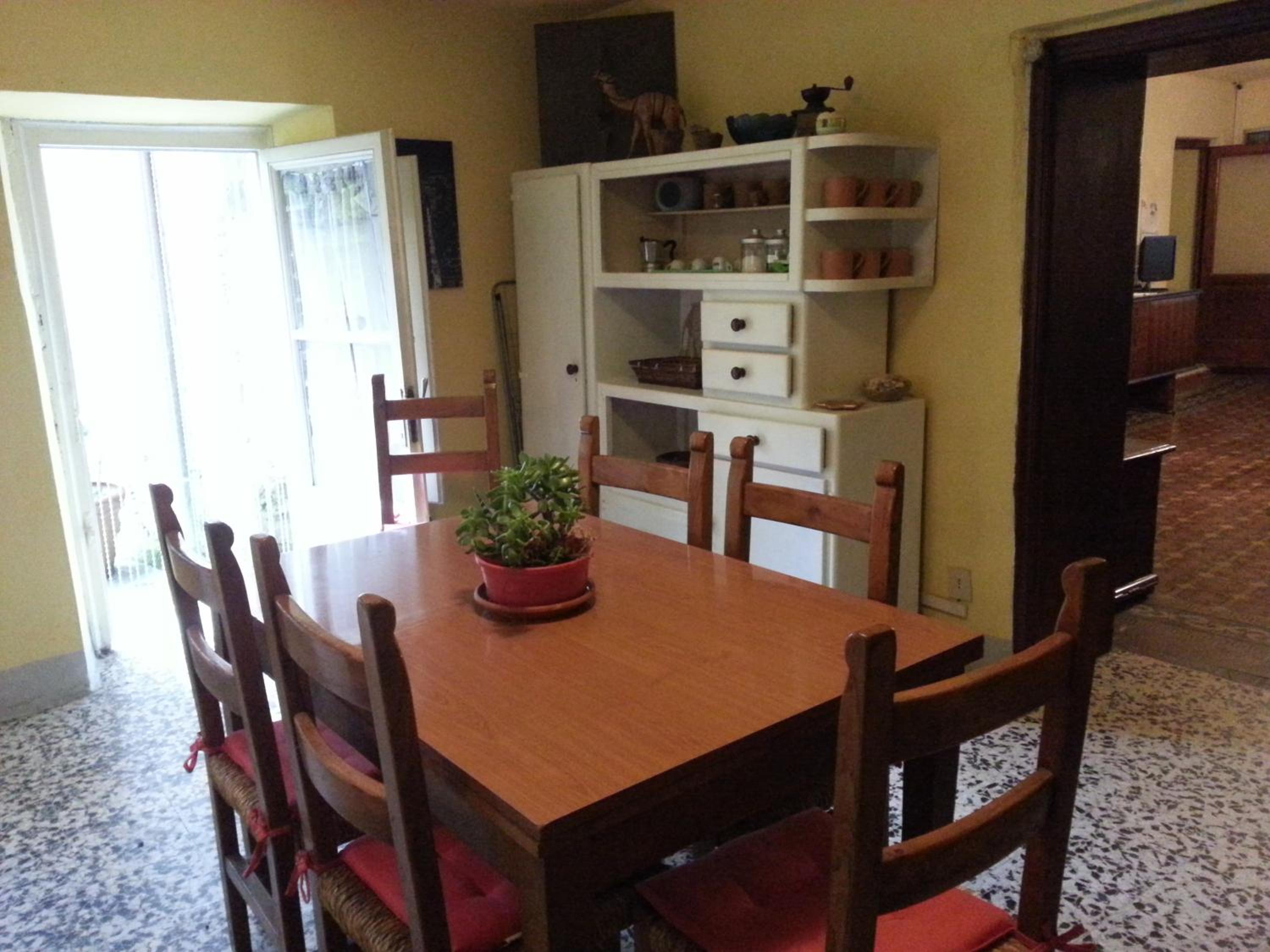 Three-Bedroom House photo 3