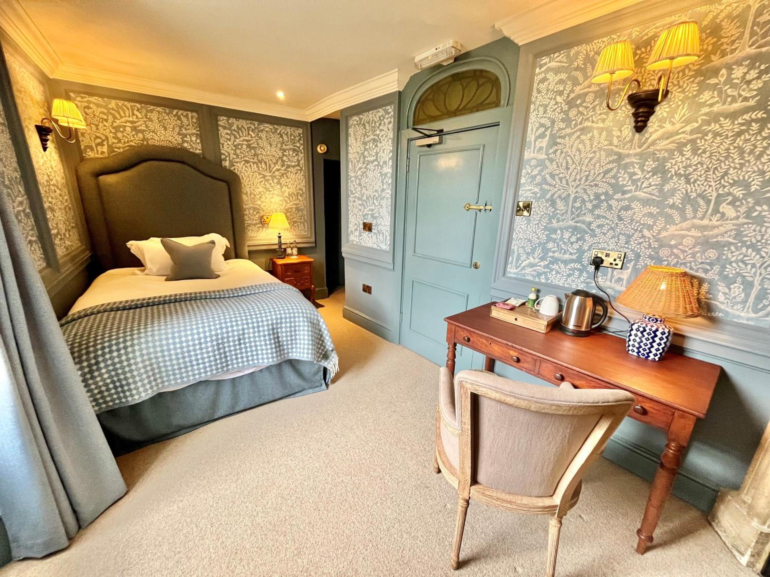 Small Double Room - Photo 3