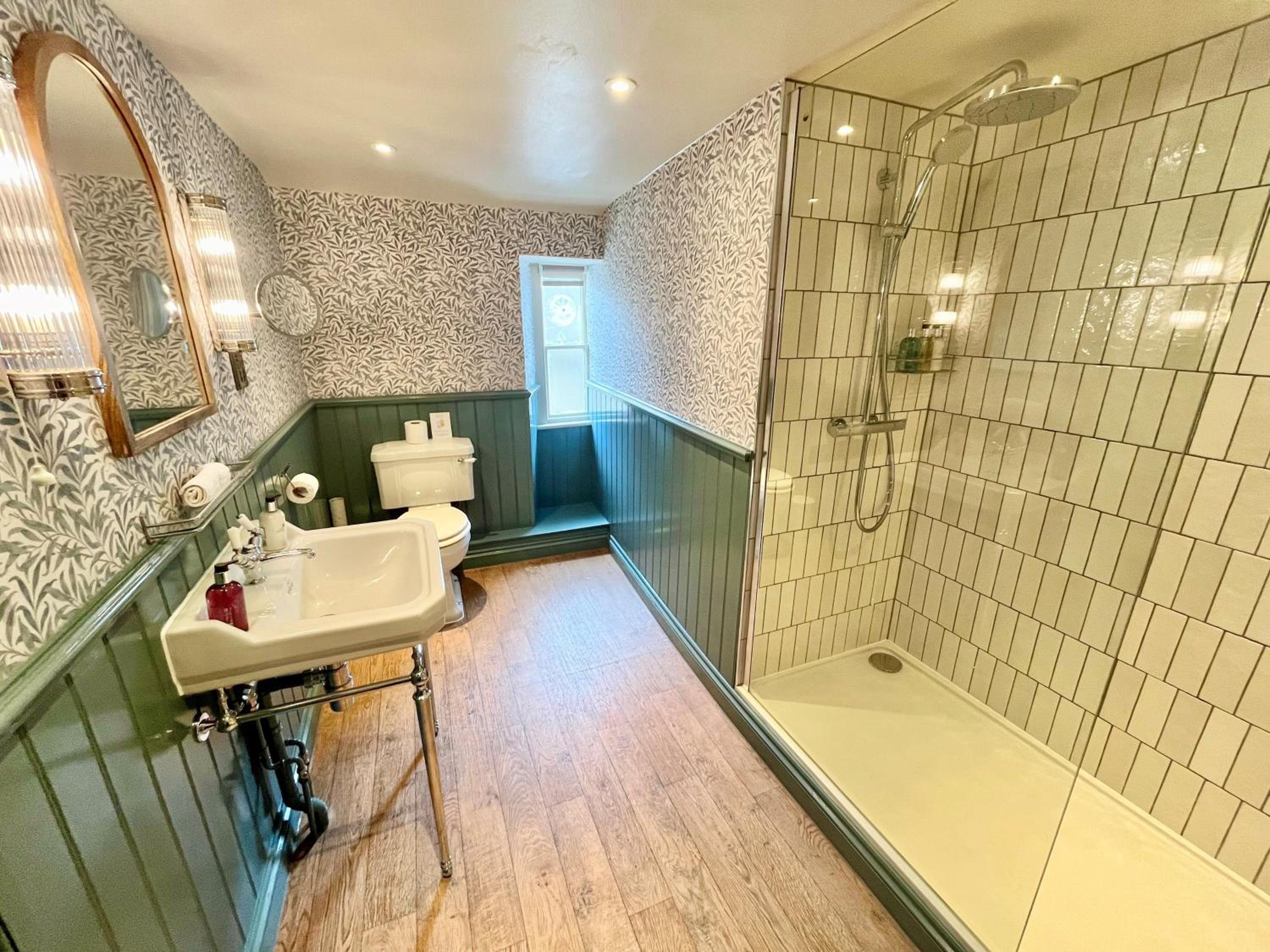 Small Double Room - Photo 2