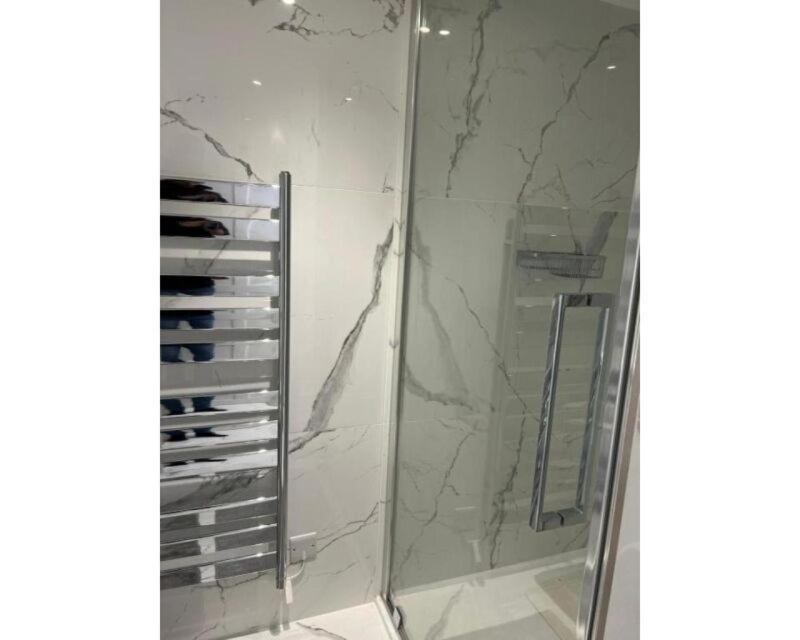 Double Room With Shared Bathroom photo 2
