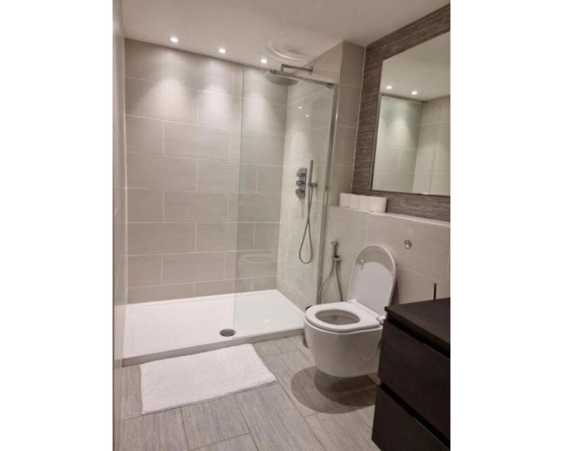 Double Room With Private Bathroom photo 3