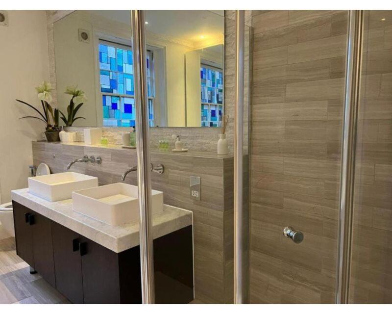 Deluxe Double Room With Bath photo 3