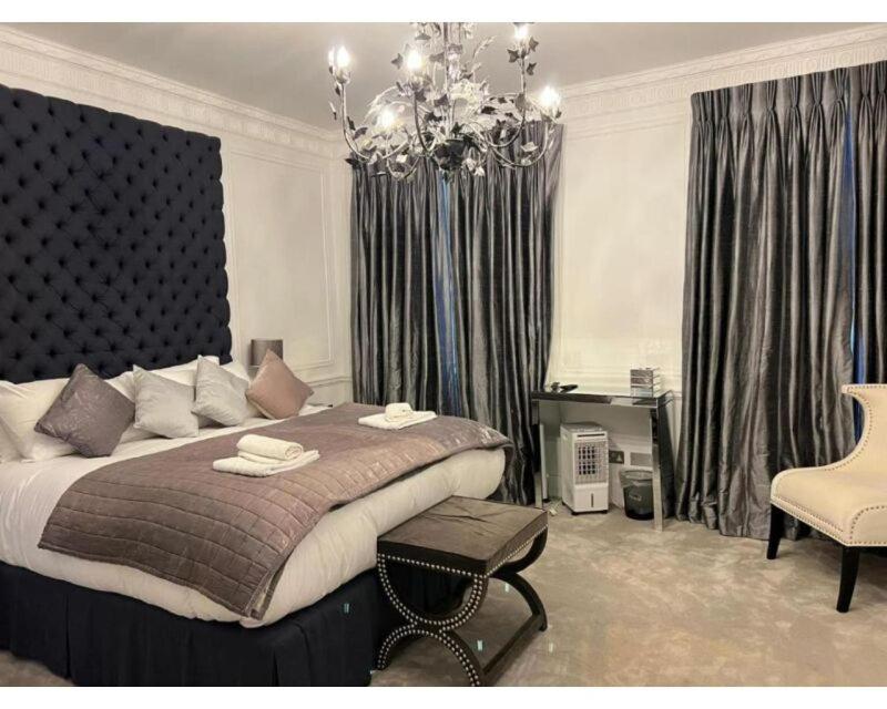 Deluxe Double Room With Bath photo 1