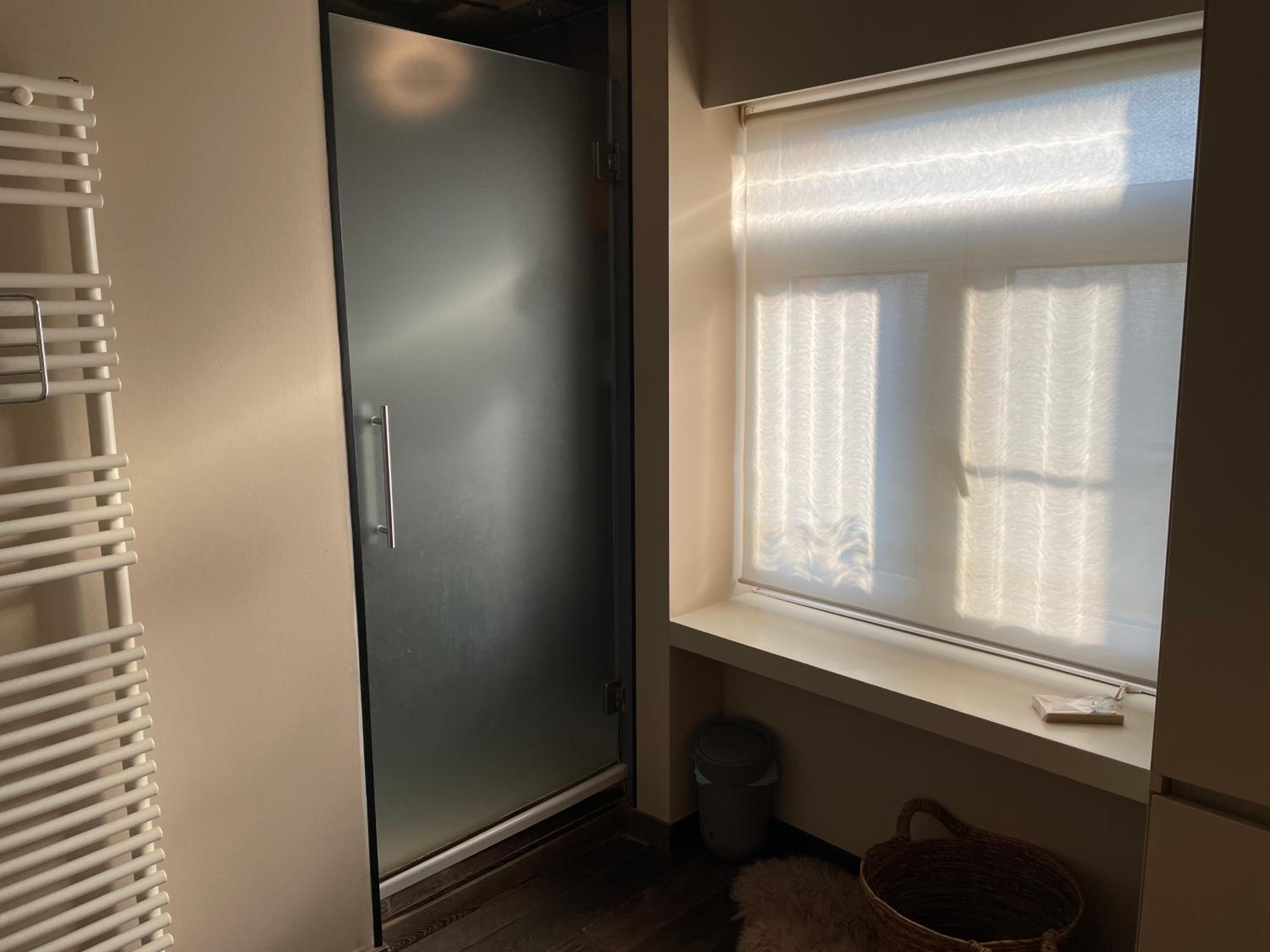 Double Room with Shared Bathroom photo 3